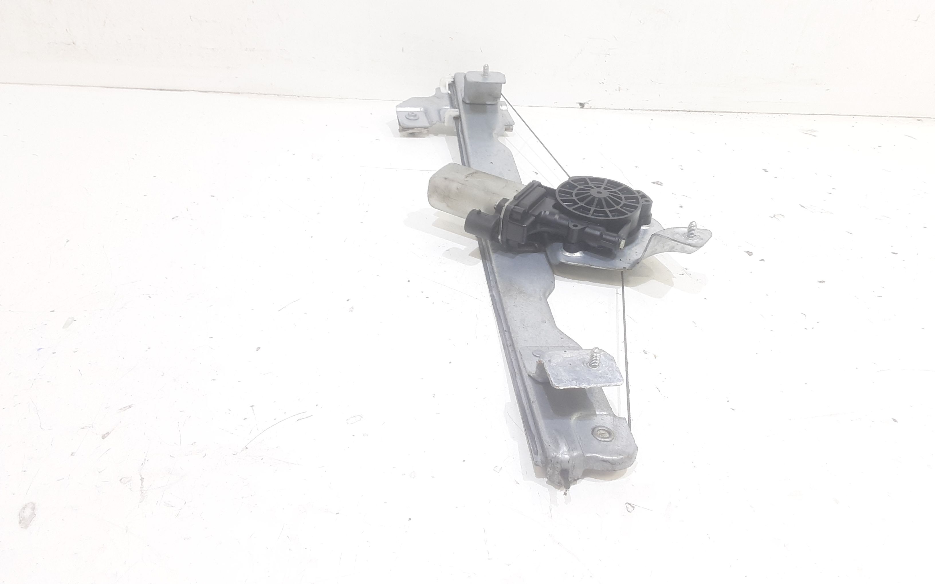 Cremagliera anteriore sinistra Guida DACIA Sandero 1 Serie