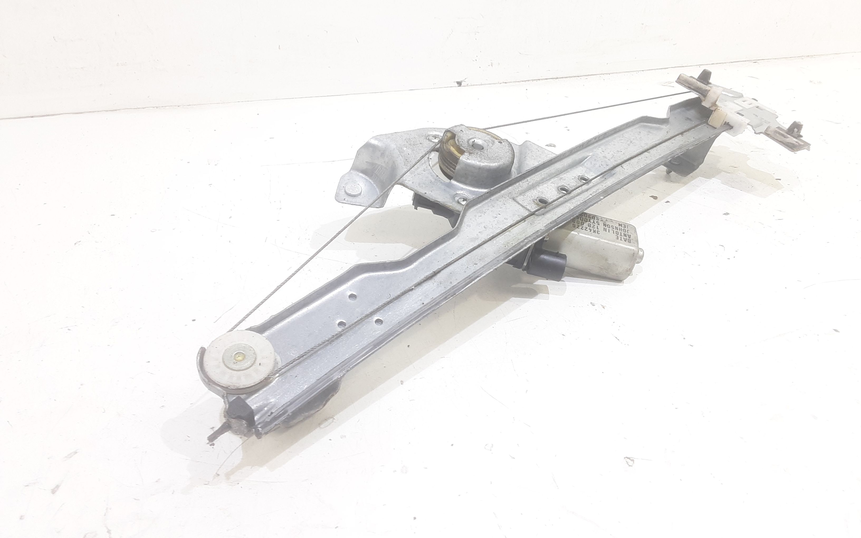 Cremagliera anteriore sinistra Guida DACIA Sandero 1 Serie