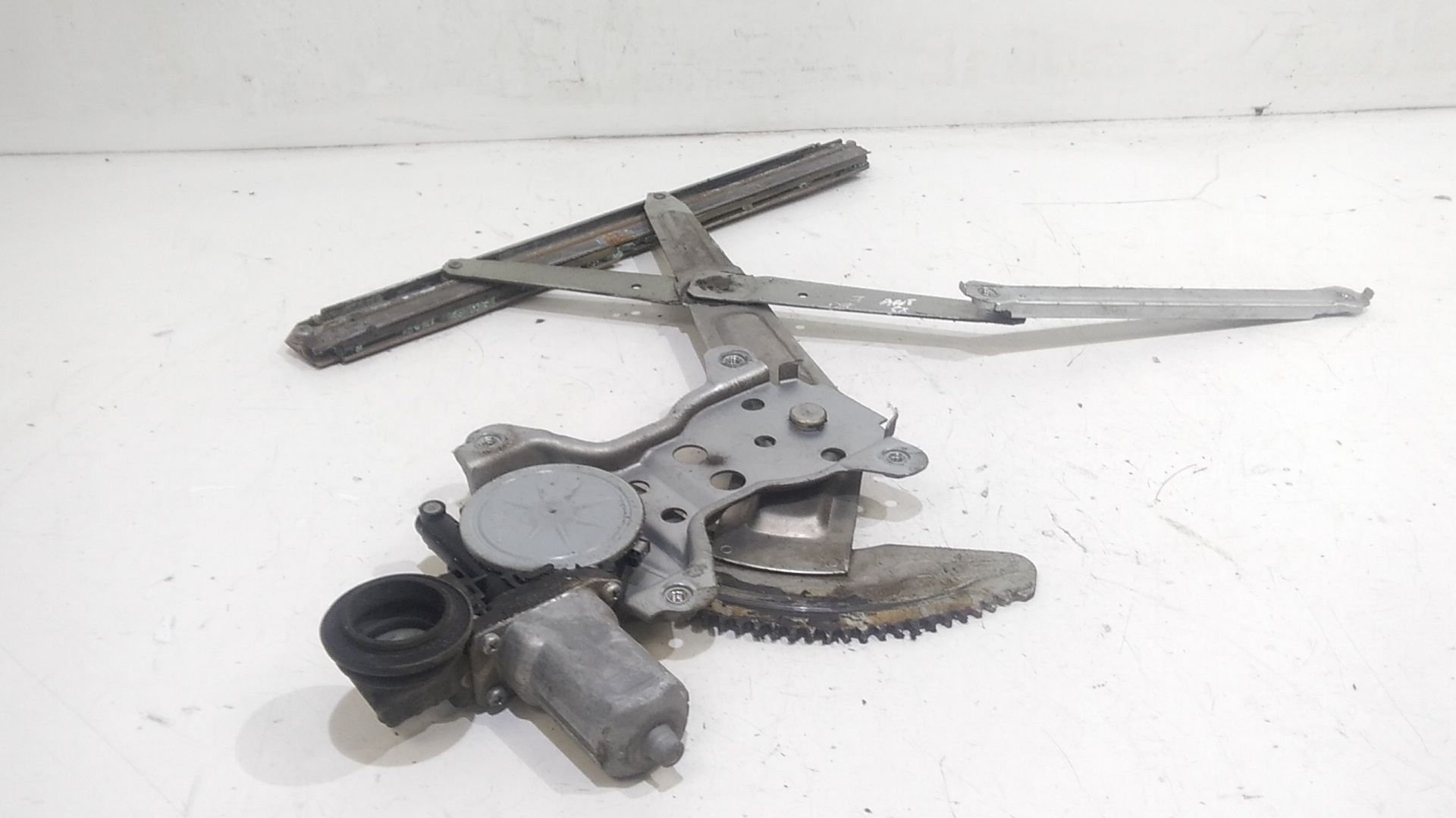 Cremagliera anteriore sinistra Guida SUZUKI Swift 4 Serie (04>10)