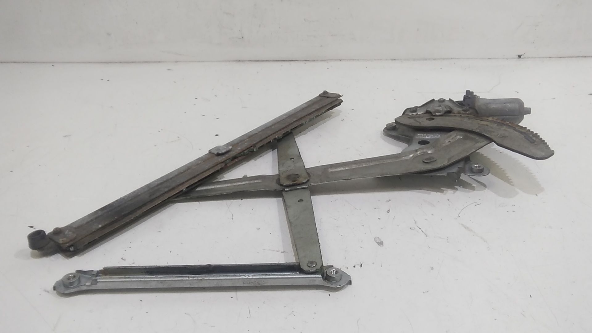 Cremagliera anteriore sinistra Guida SUZUKI Swift 4 Serie (04>10)