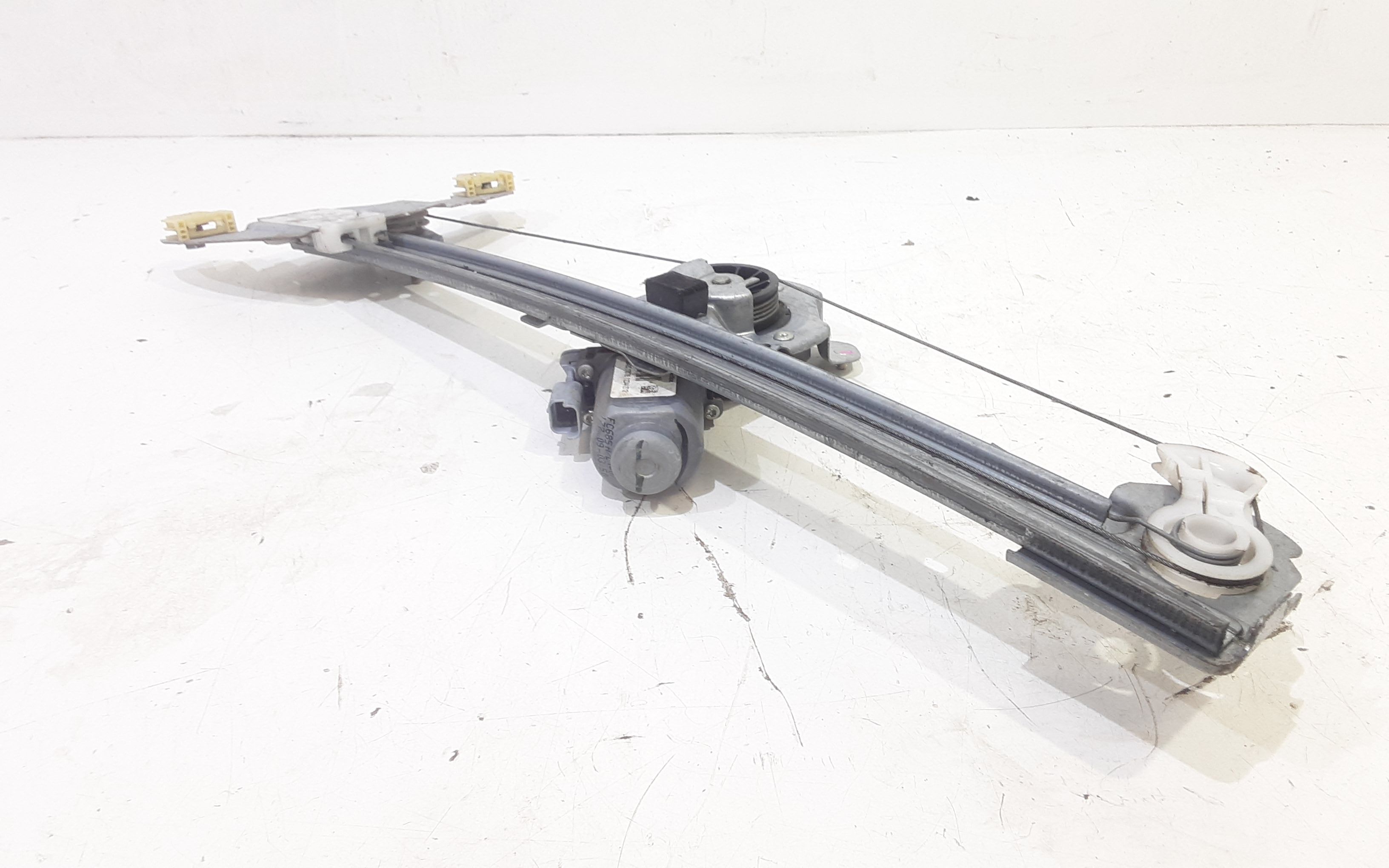 Cremagliera anteriore destra passeggero PEUGEOT 107 1 Serie