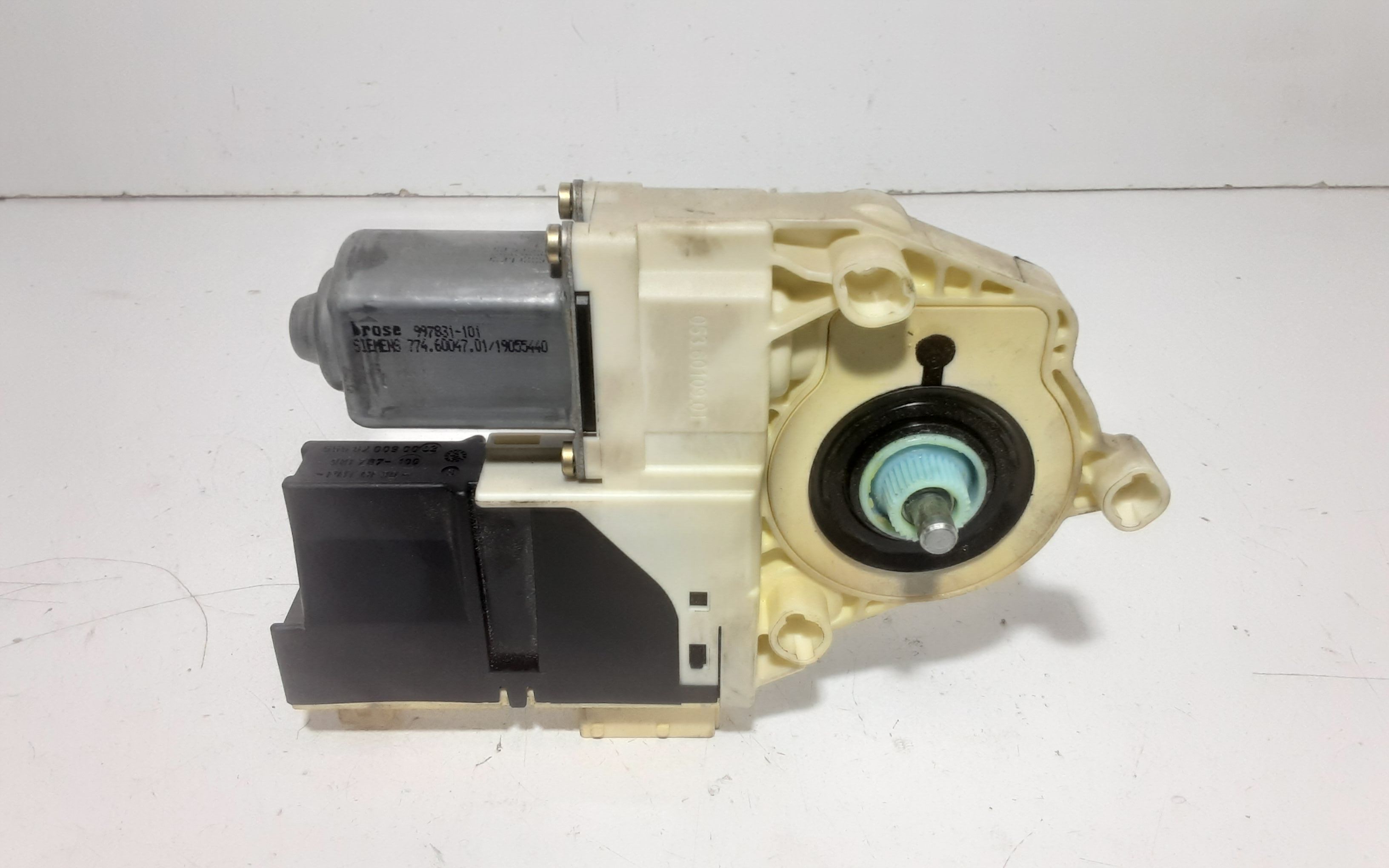 Motorino Alzavetro anteriore destra PEUGEOT 308 Serie (07>14)