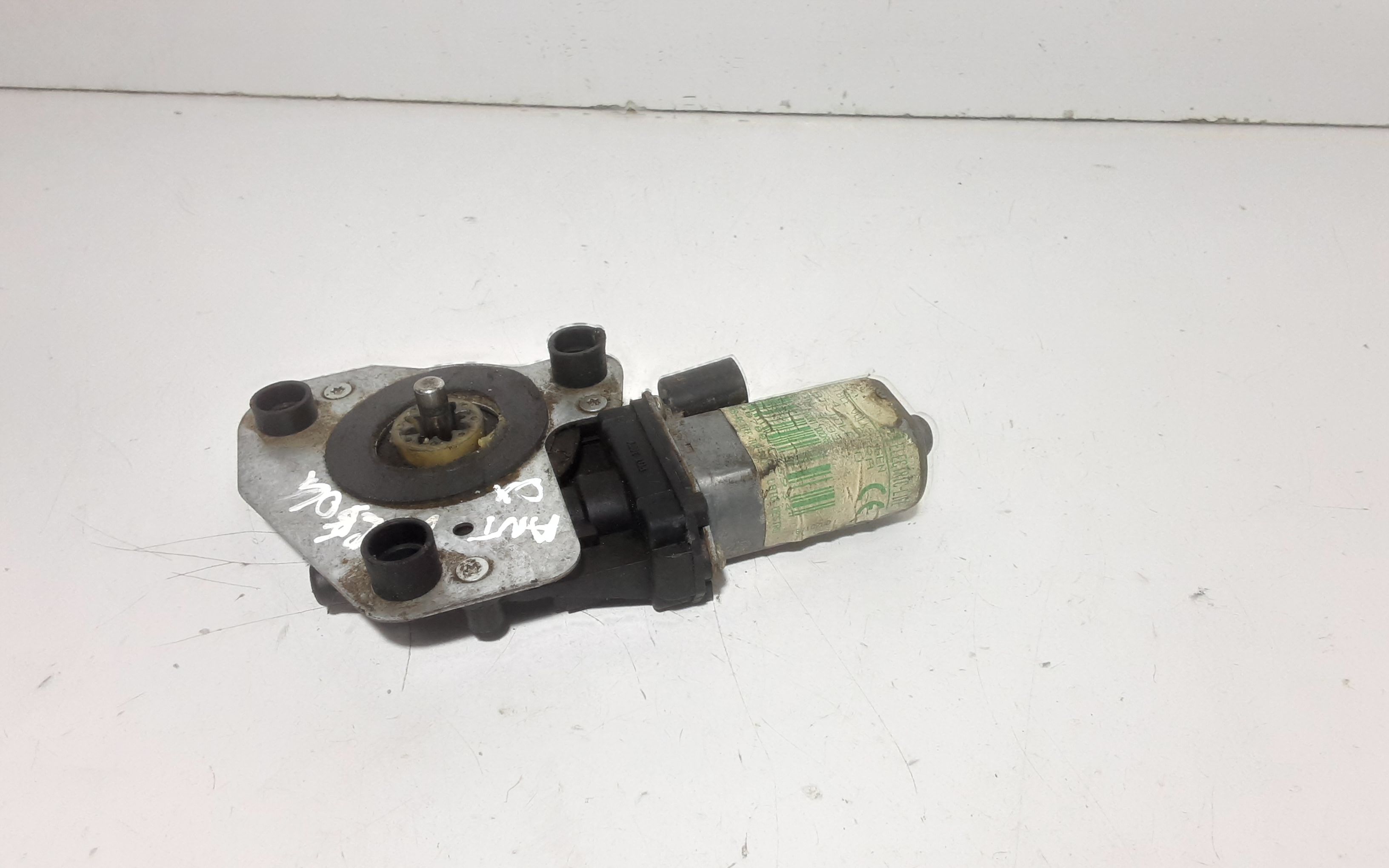 Motorino Alzavetro anteriore destra VOLKSWAGEN Golf 2 Serie (83>92)