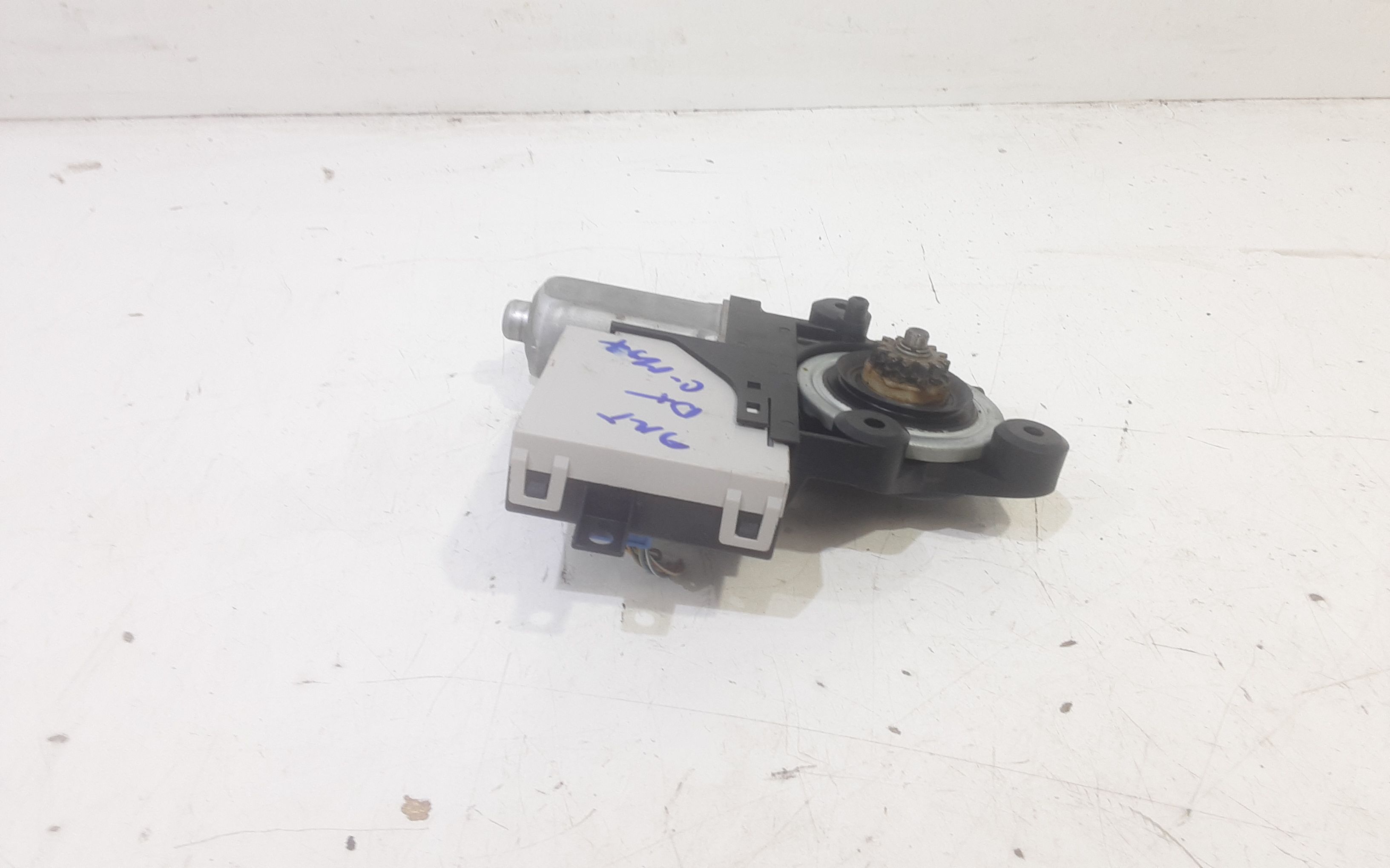 Motorino Alzavetro anteriore destra FORD C - Max Serie (07>10)