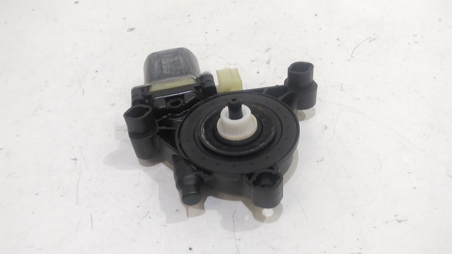 Motorino Alzavetro anteriore destra VOLKSWAGEN Golf Serie VIII (19>)