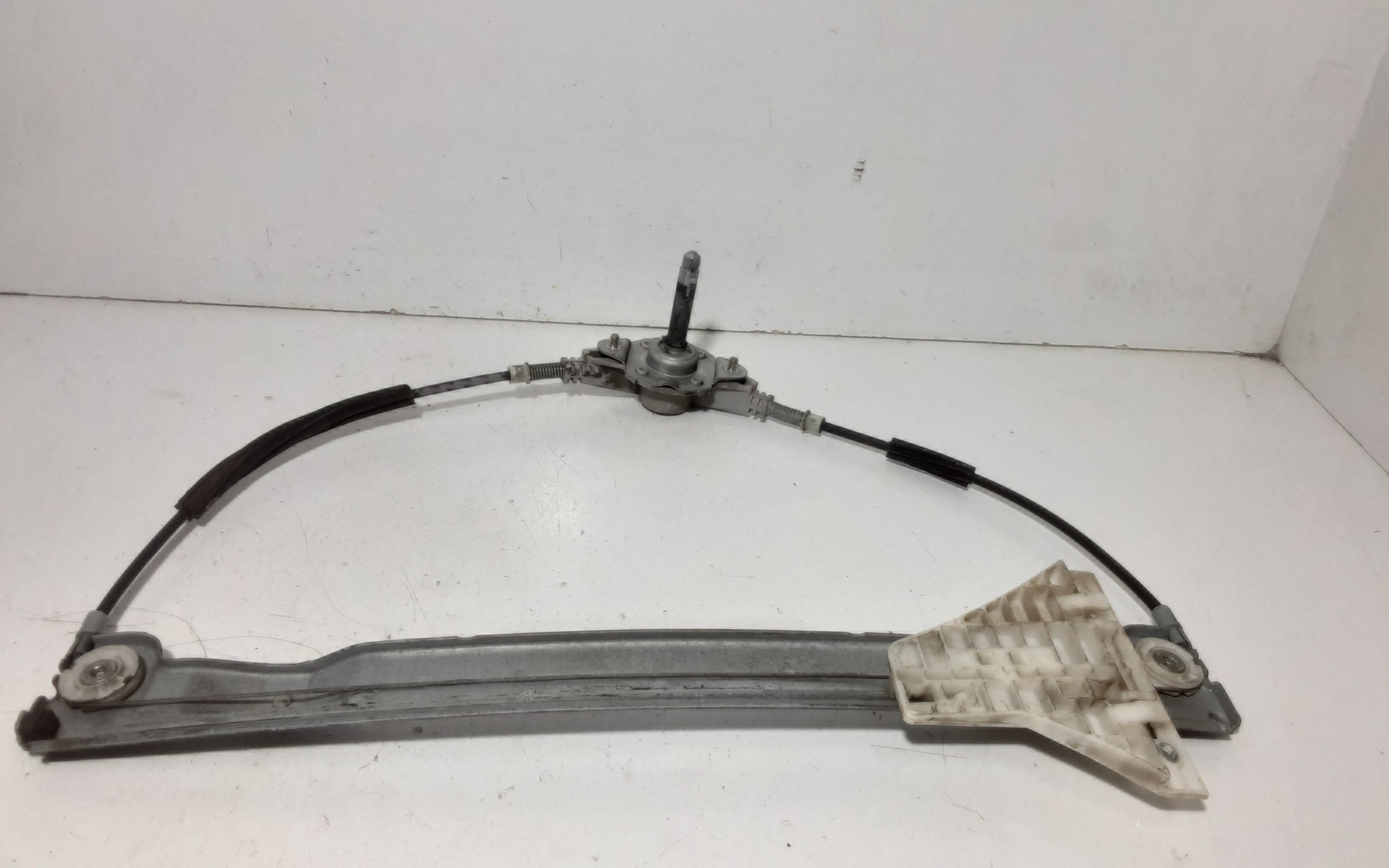 Cremagliera posteriore sinistra guida MITSUBISHI Colt Serie 5P (Z) (06>12)