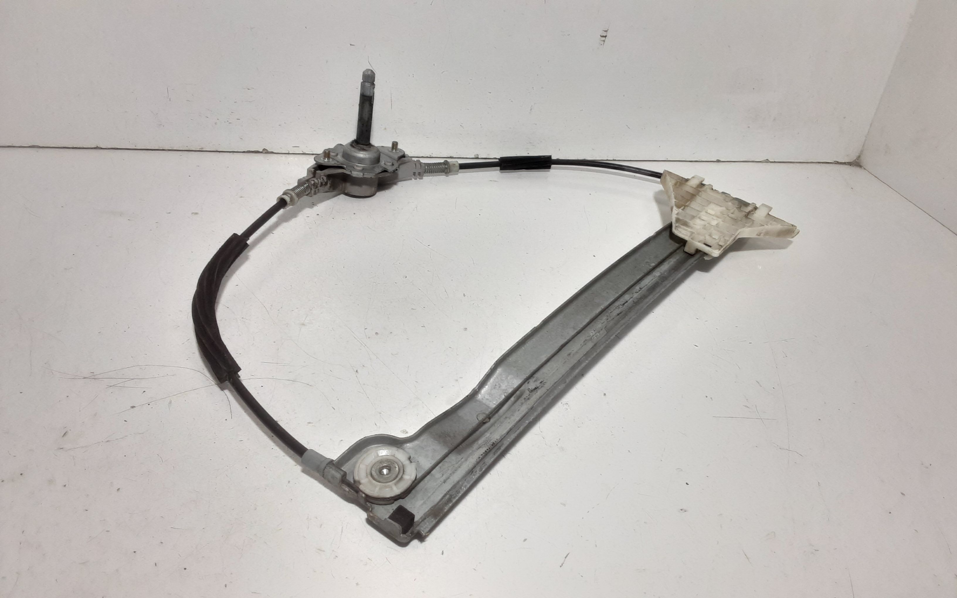 Cremagliera posteriore sinistra guida MITSUBISHI Colt Serie 5P (Z) (06>12)