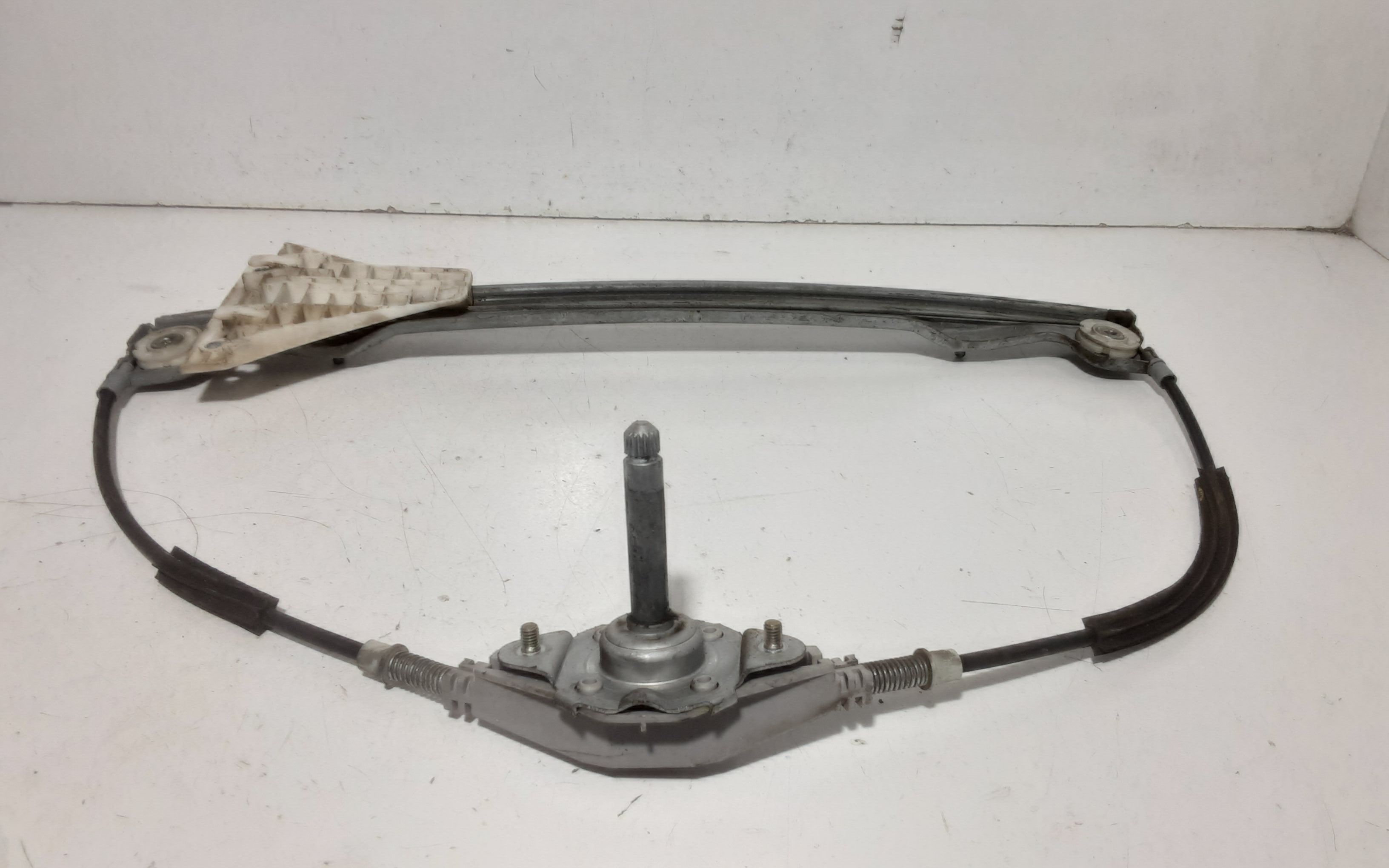 Cremagliera posteriore sinistra guida MITSUBISHI Colt Serie 5P (Z) (06>12)