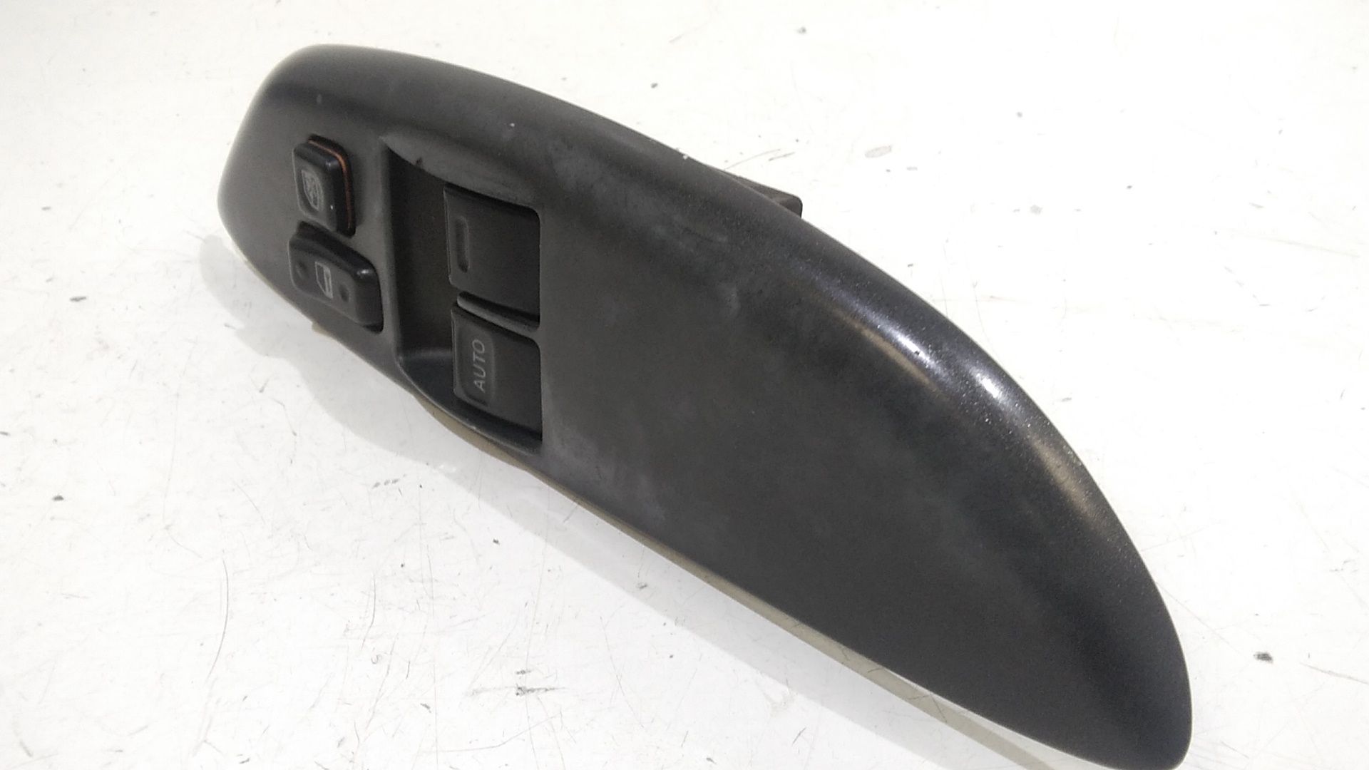 Pulsantiera anteriore sinistra Guida TOYOTA Yaris Serie (03>05)