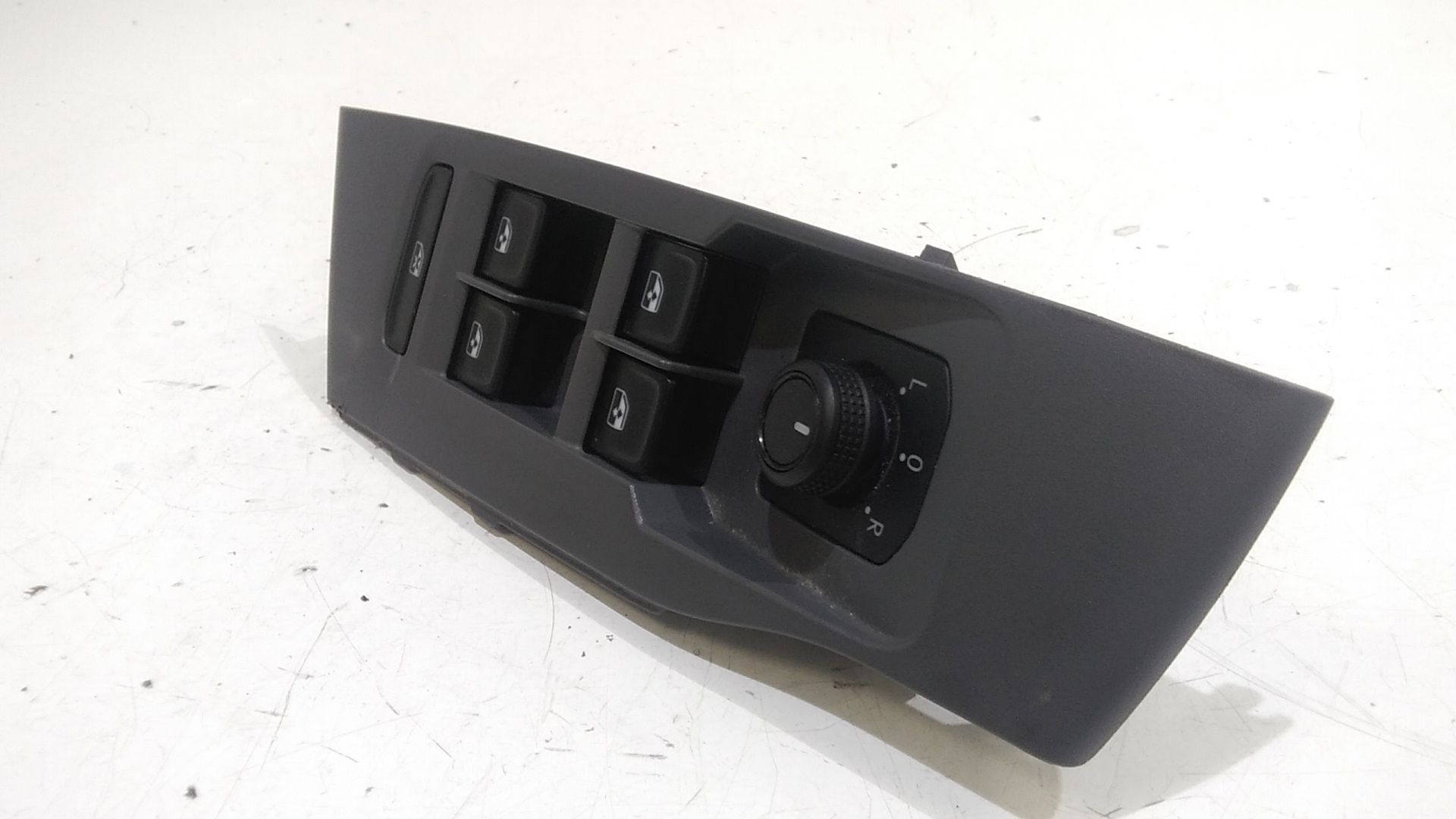 Pulsantiera anteriore sinistra Guida VOLKSWAGEN T-CROSS Serie (19>)