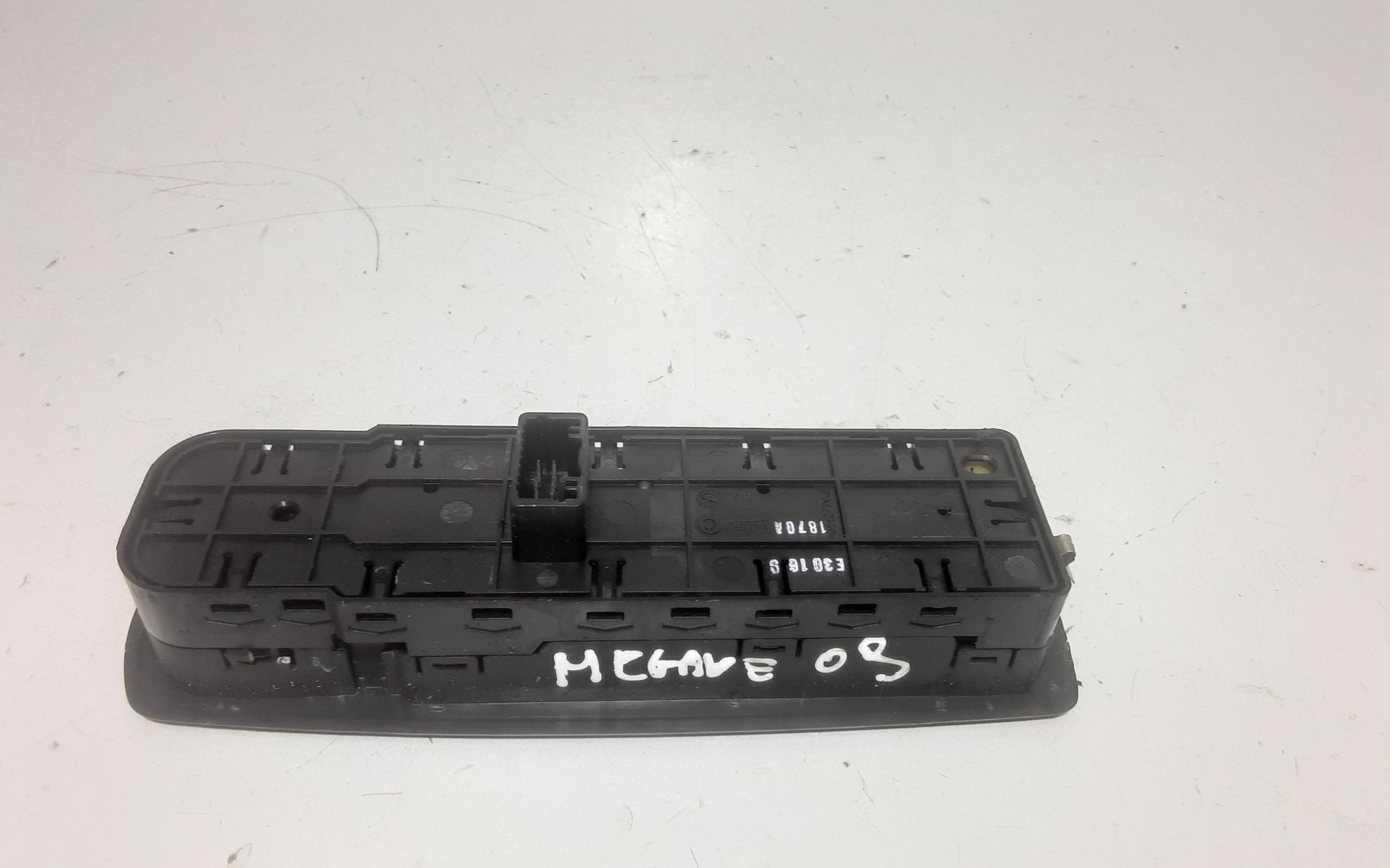 Pulsantiera anteriore sinistra Guida RENAULT Megane Serie (08>15)