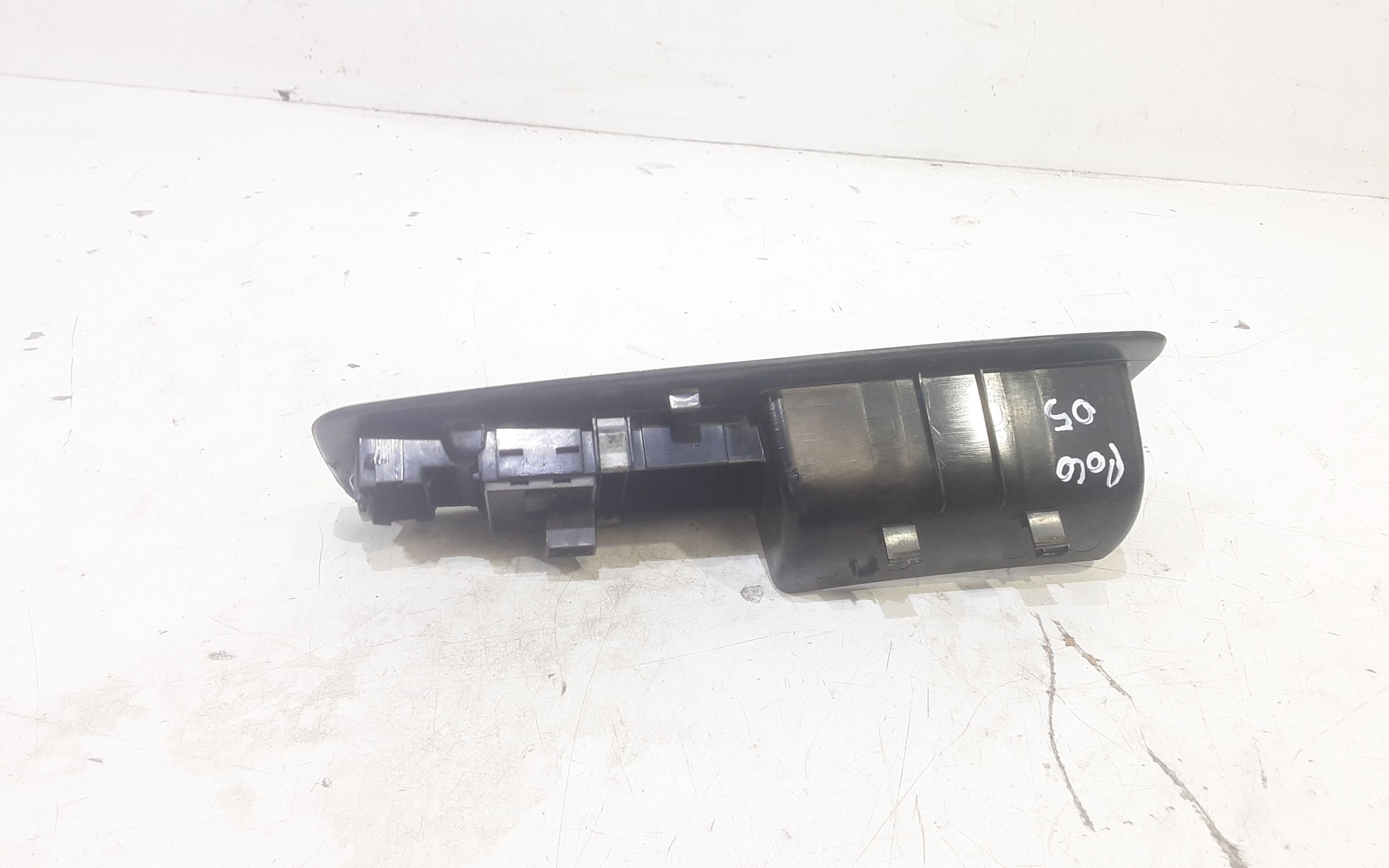 Pulsantiera anteriore sinistra Guida VOLKSWAGEN Polo 4 Serie