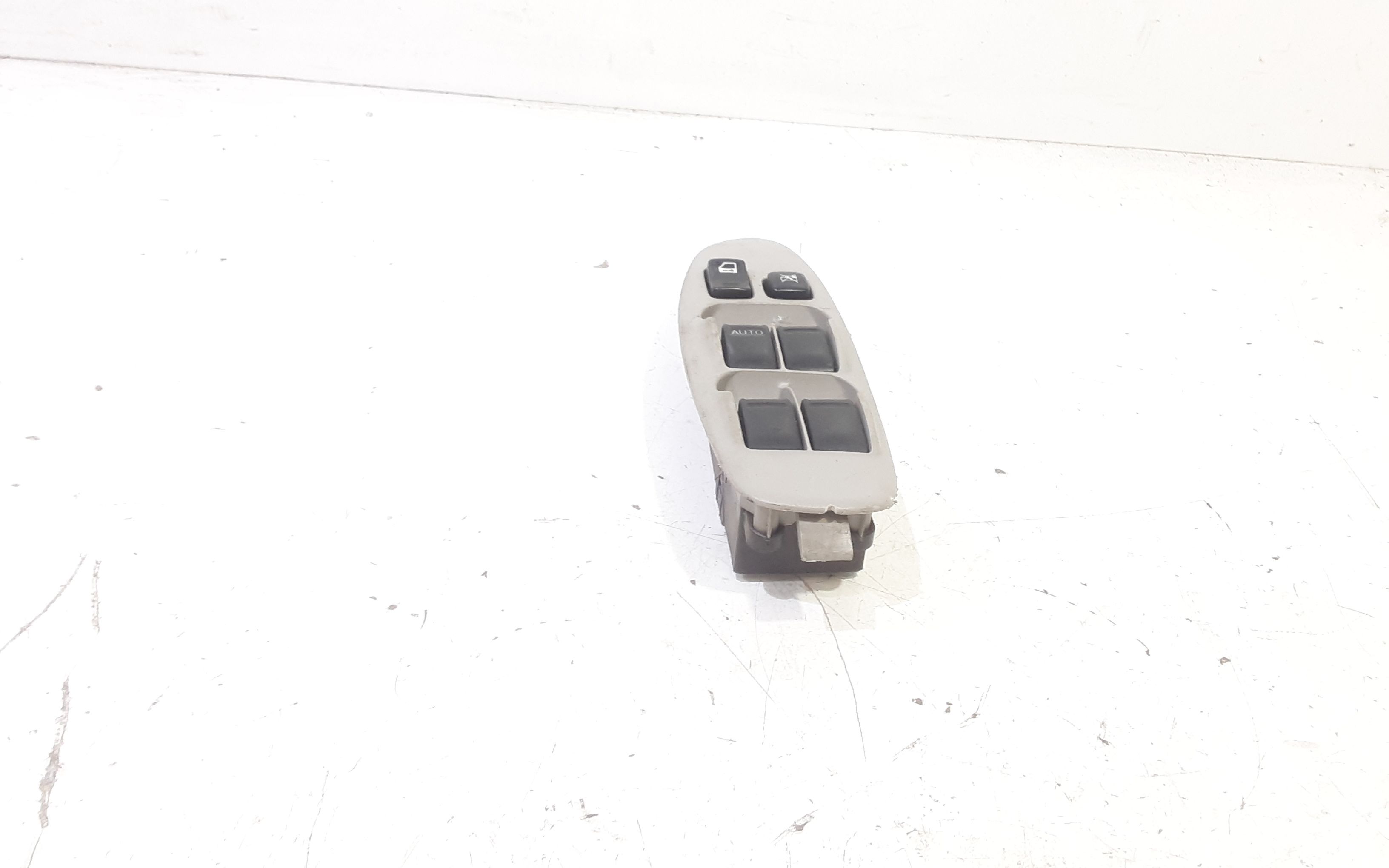 Pulsantiera anteriore sinistra Guida NISSAN Almera Tino