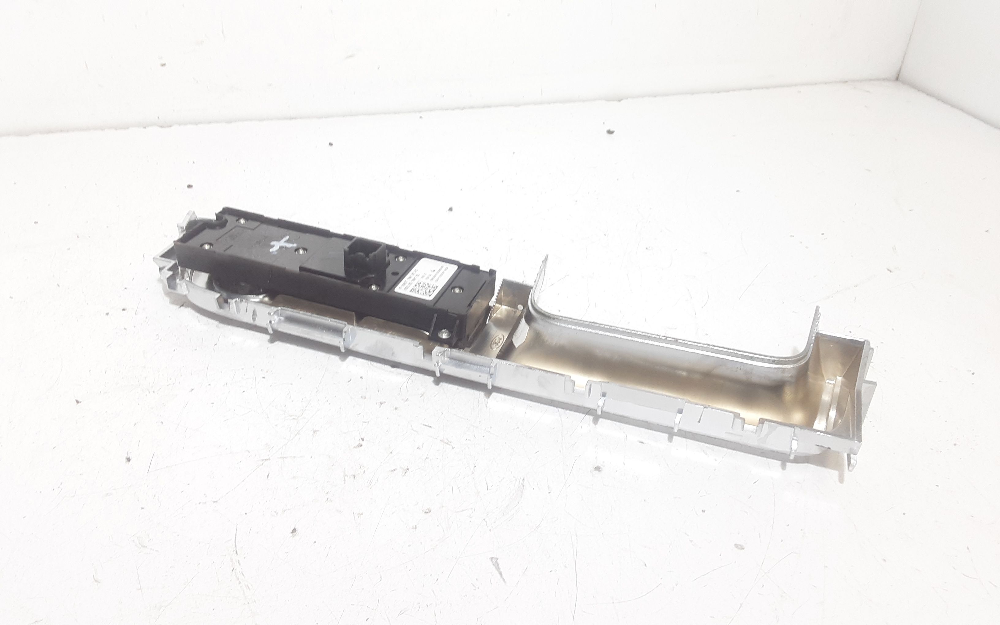 Pulsantiera anteriore sinistra Guida FORD Focus Berlina 4 Serie