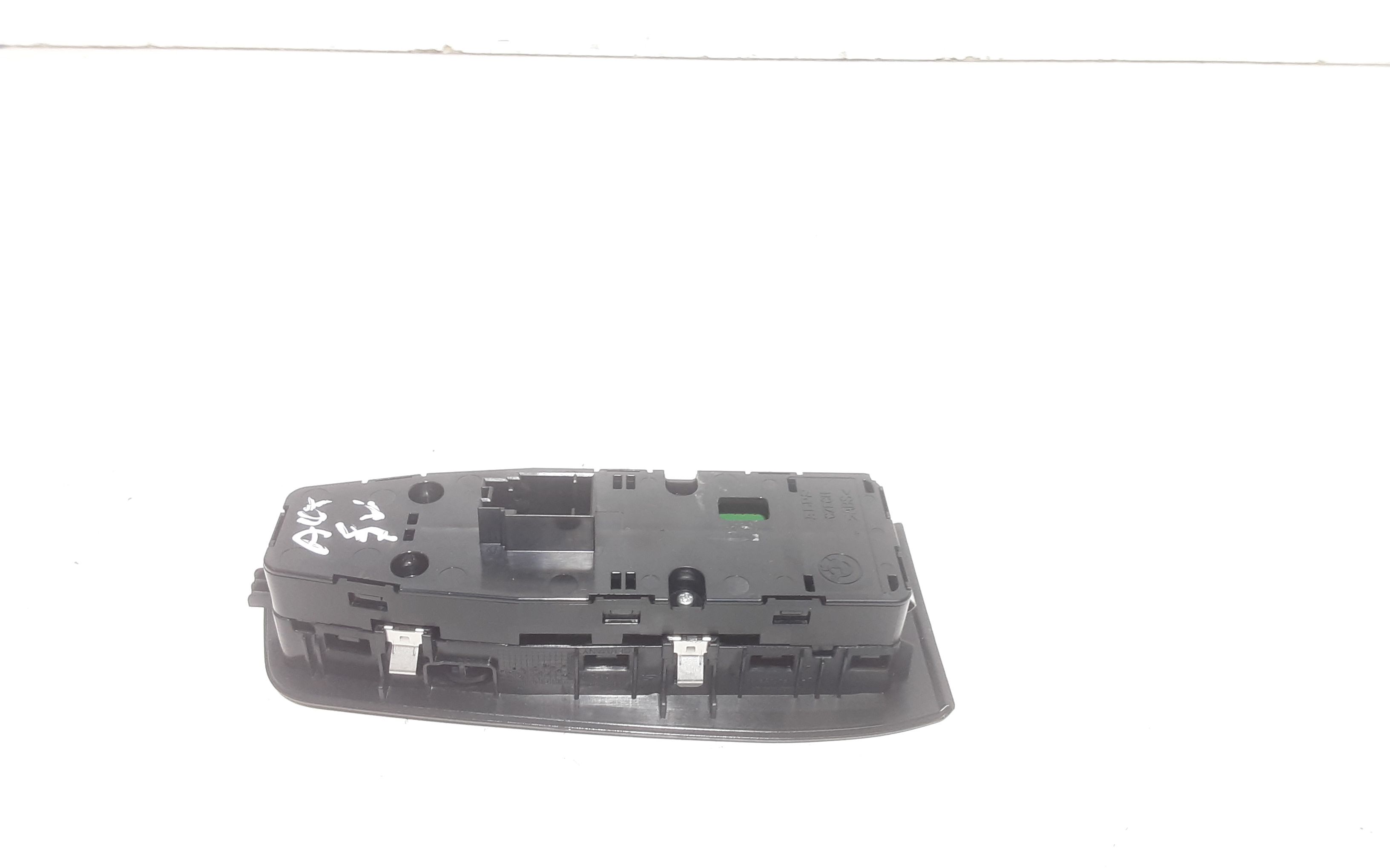 Pulsantiera anteriore sinistra Guida BMW Serie 1 F40 (19>)