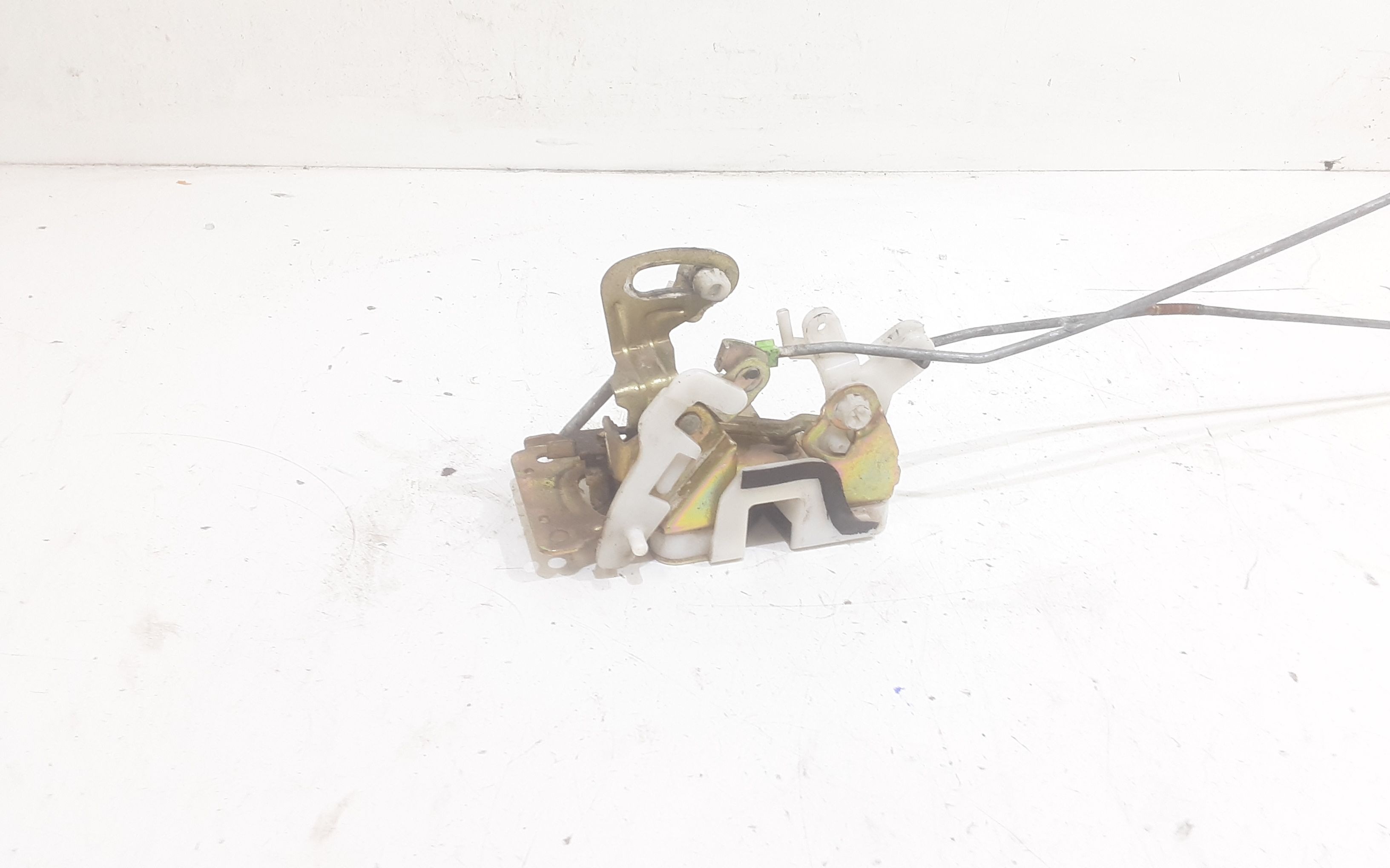 Serratura Posteriore destra MITSUBISHI Pajero Sport