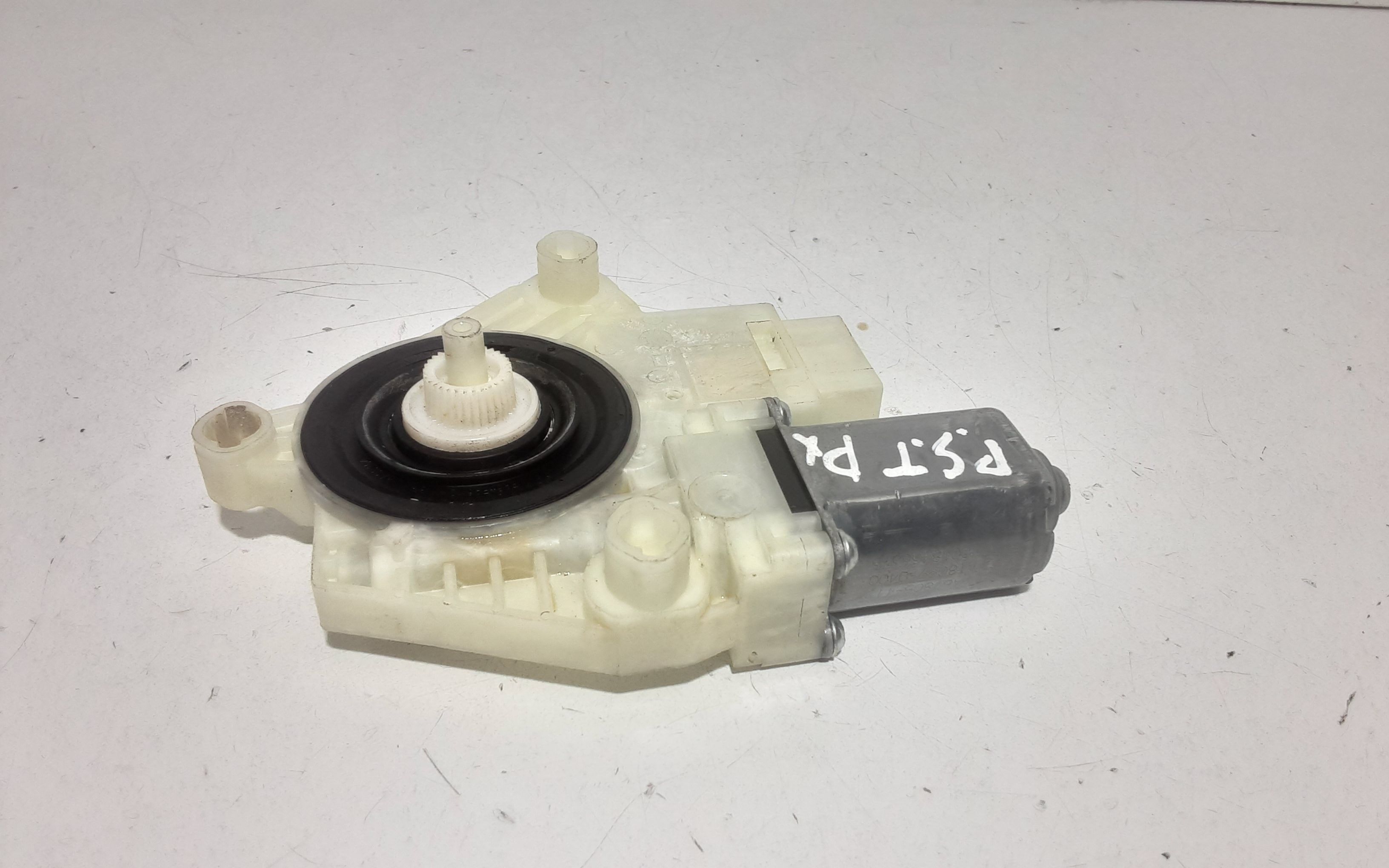 Motorino Alzavetro posteriore destra VOLKSWAGEN Golf 7 Berlina (12>)