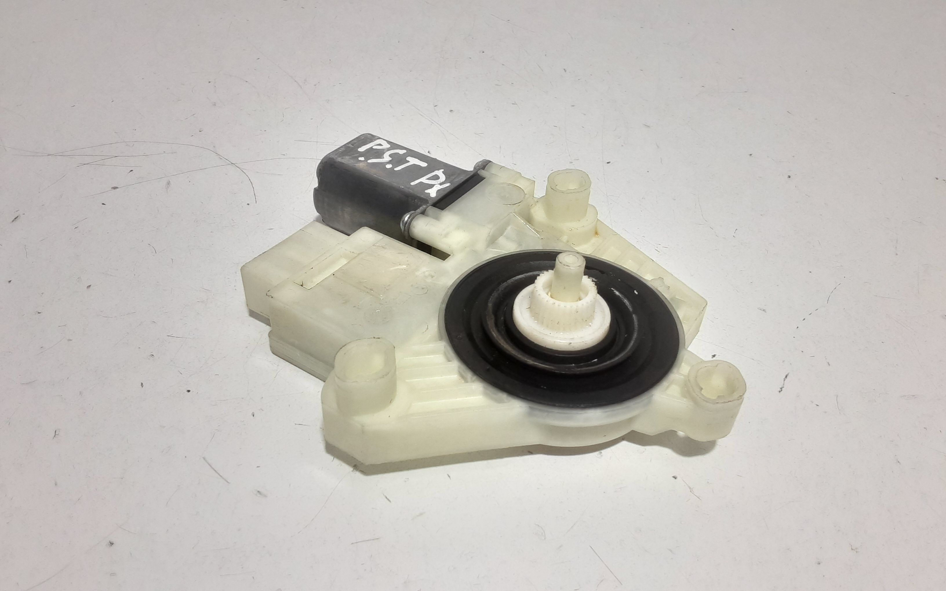 Motorino Alzavetro posteriore destra VOLKSWAGEN Golf 7 Berlina (12>)