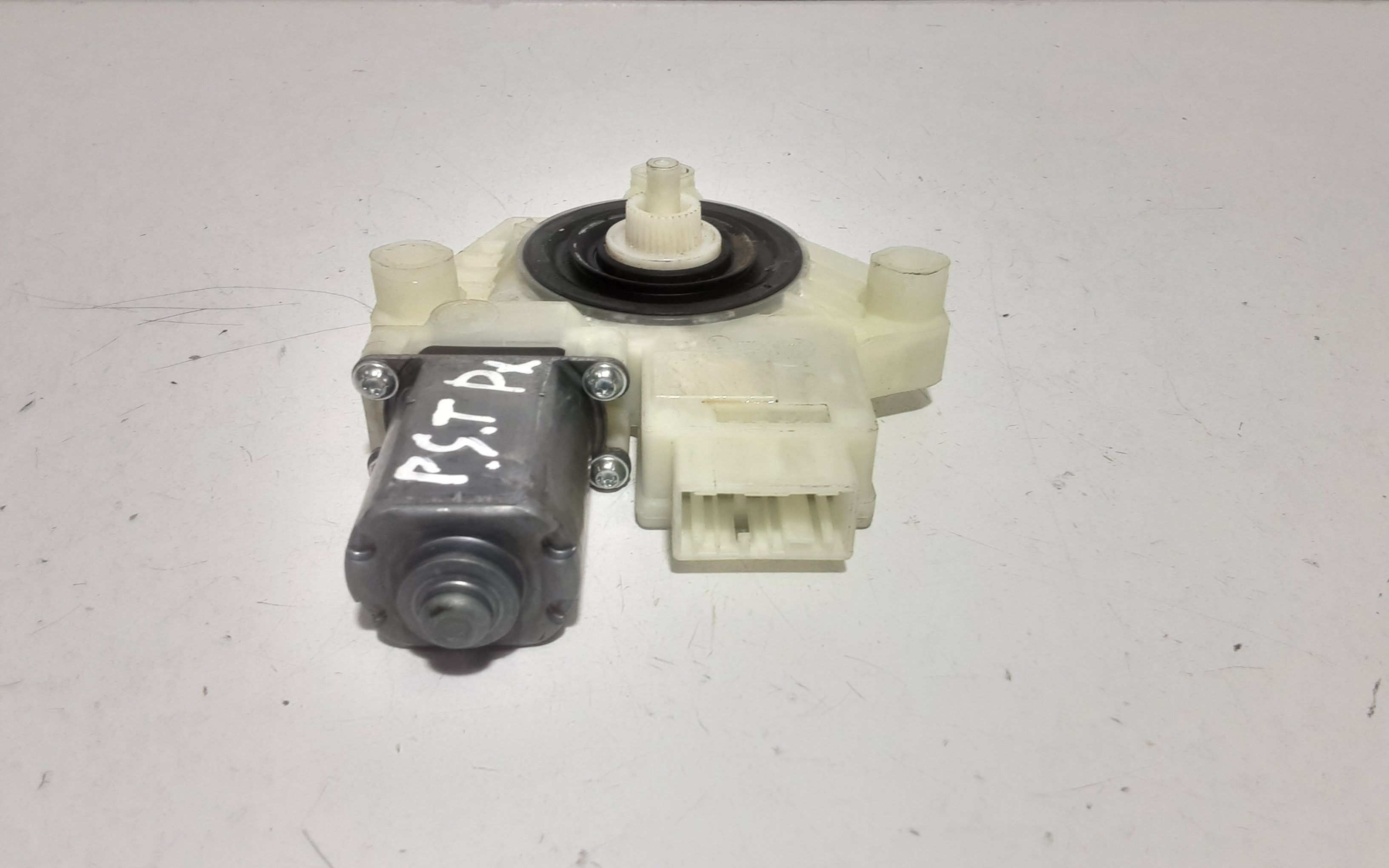 Motorino Alzavetro posteriore destra VOLKSWAGEN Golf 7 Berlina (12>)