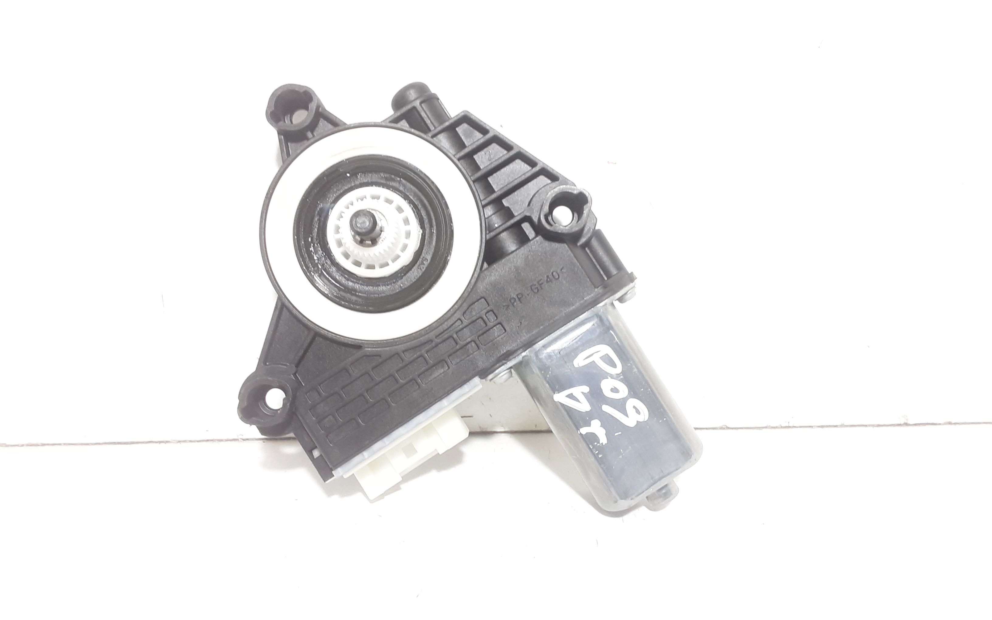 Motorino Alzavetro posteriore destra BMW Serie 1 F40 (19>)