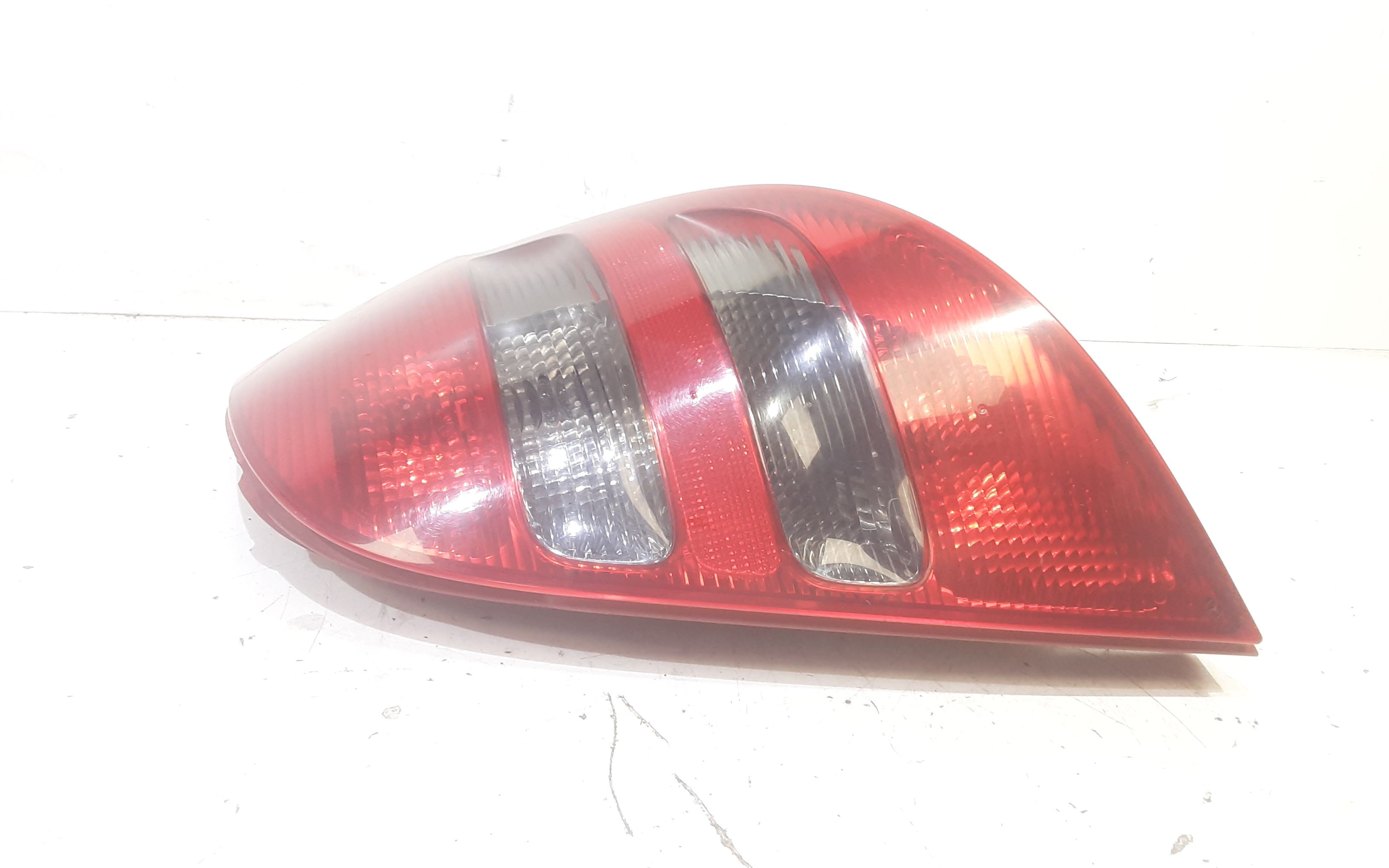 Stop fanale posteriore Destro Passeggero MERCEDES Classe A W169 3 Serie