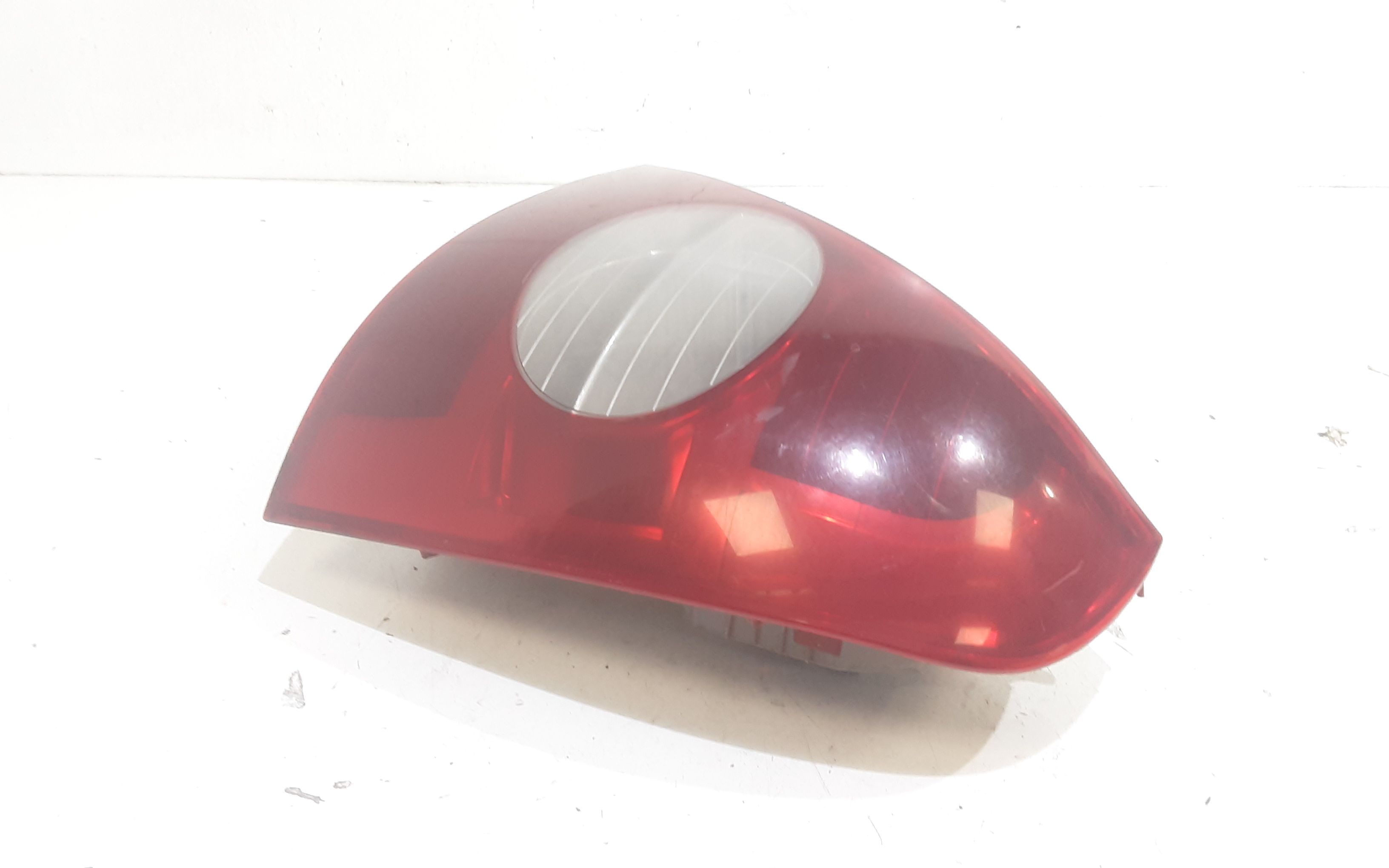 Stop fanale posteriore Destro Passeggero RENAULT Clio Serie (01>05)