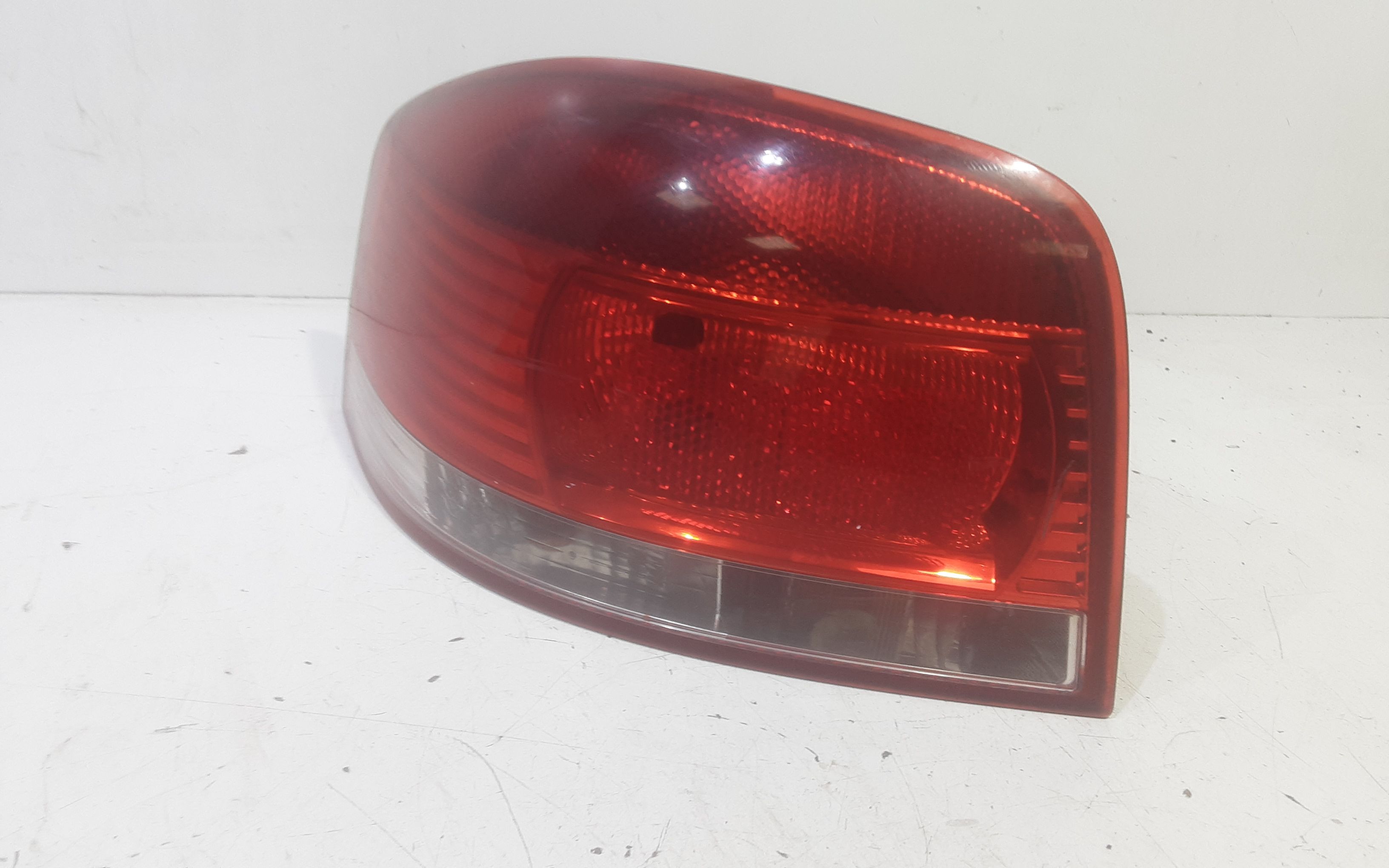 Stop fanale Posteriore sinistro lato Guida AUDI A3 Serie (8P1) (03>05)