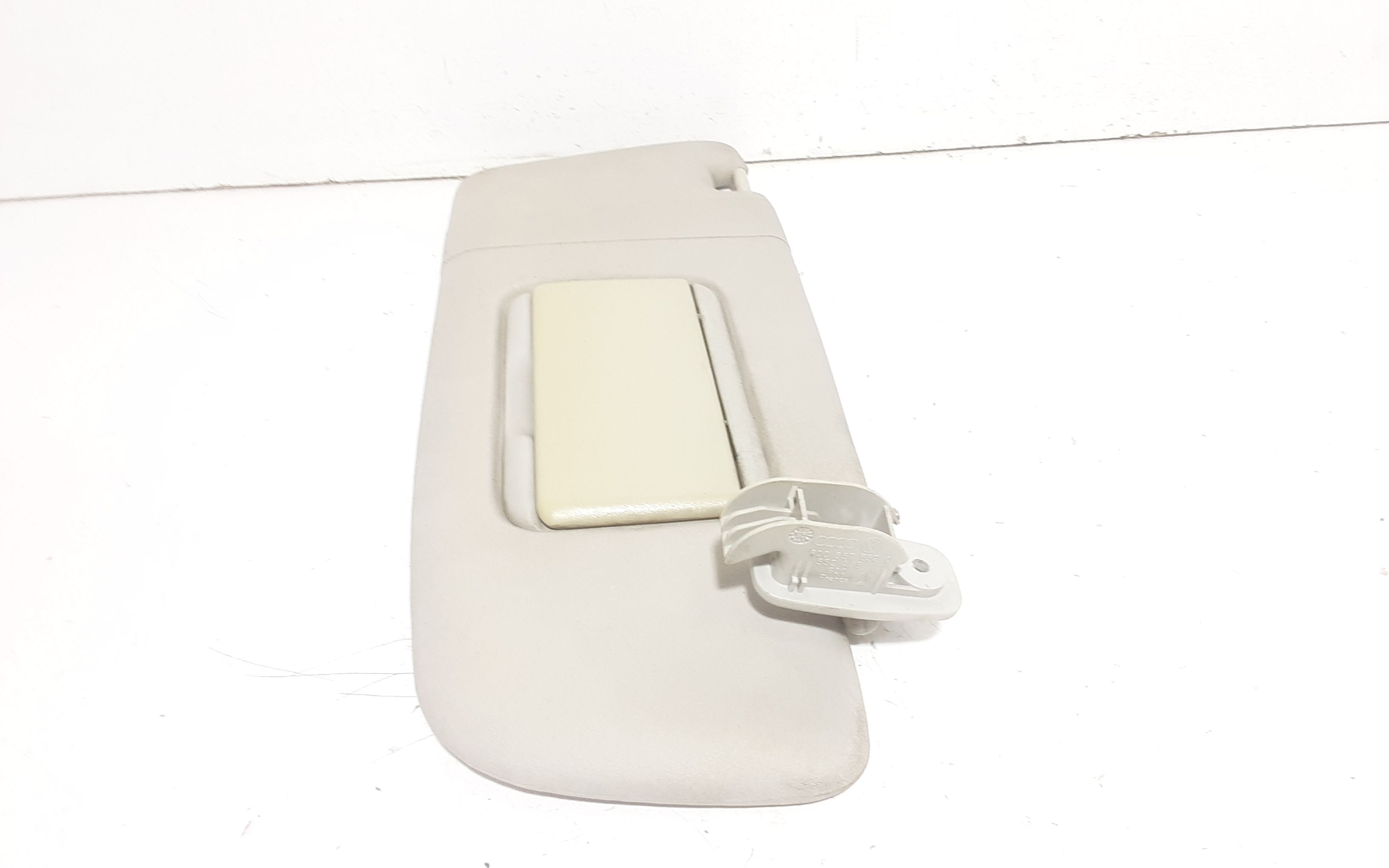 Parasole aletta Lato Passeggero AUDI A4 Berlina (8E) (04>07)