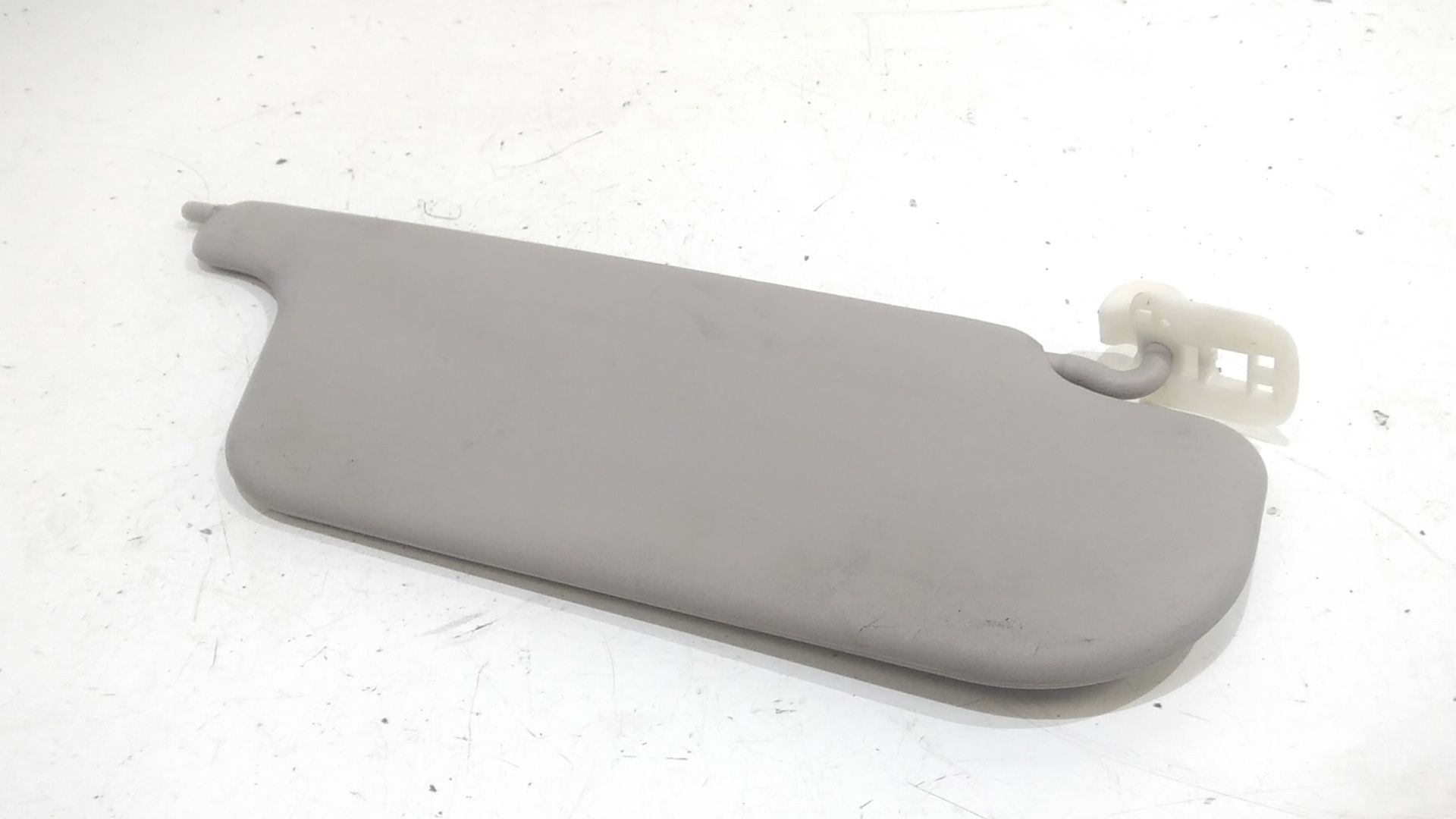 Parasole aletta anteriore Lato Guida RENAULT Clio Serie (04>08)