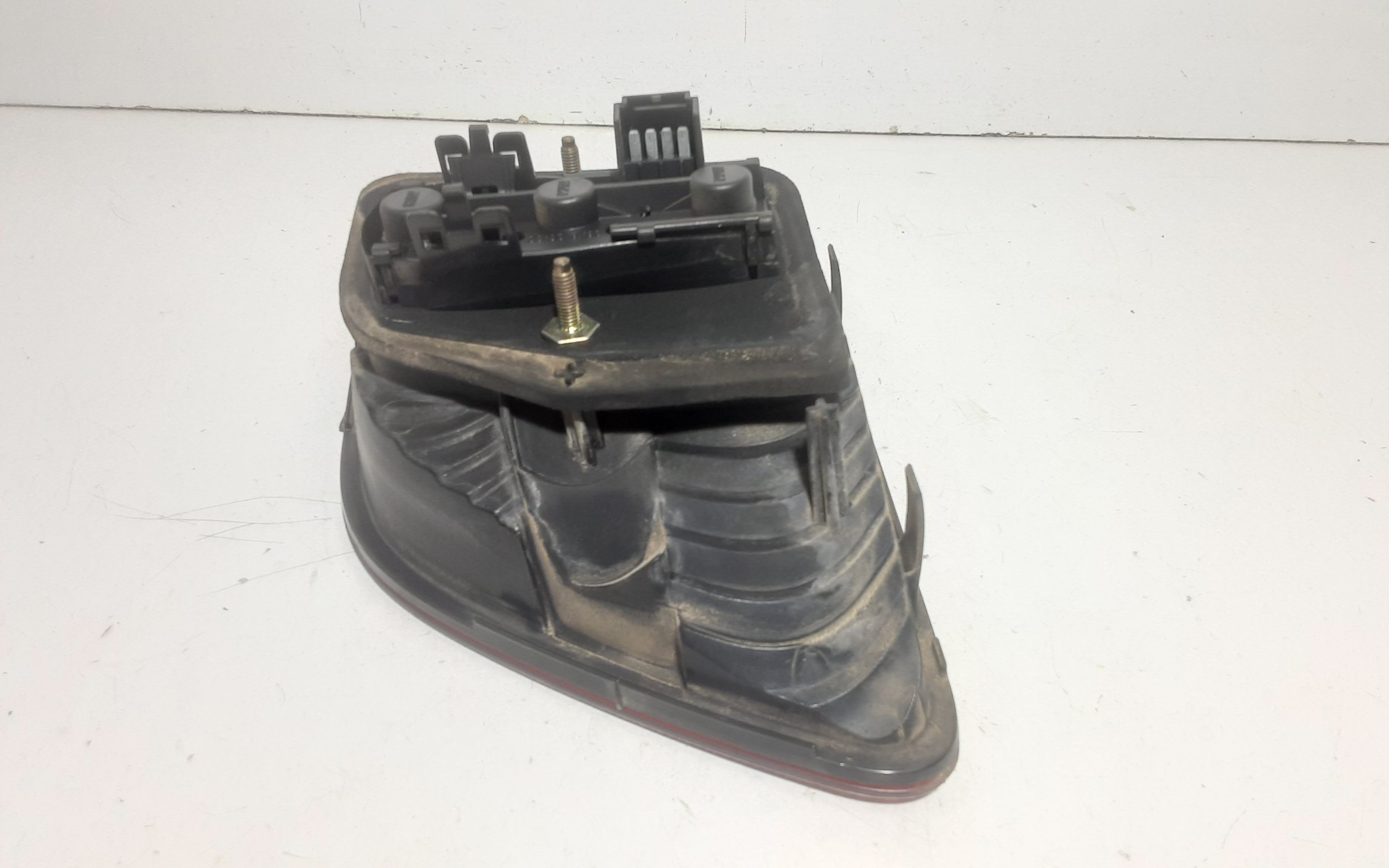 Stop Posteriore Sinistro Integrato nel Portello FIAT Stilo S. Wagon