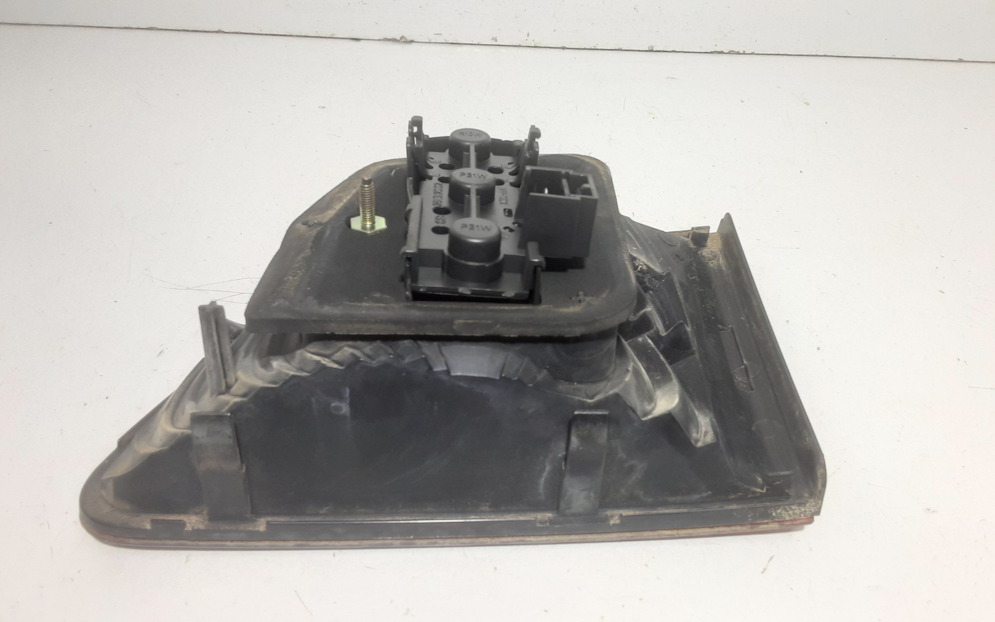 Stop Posteriore Sinistro Integrato nel Portello FIAT Stilo S. Wagon