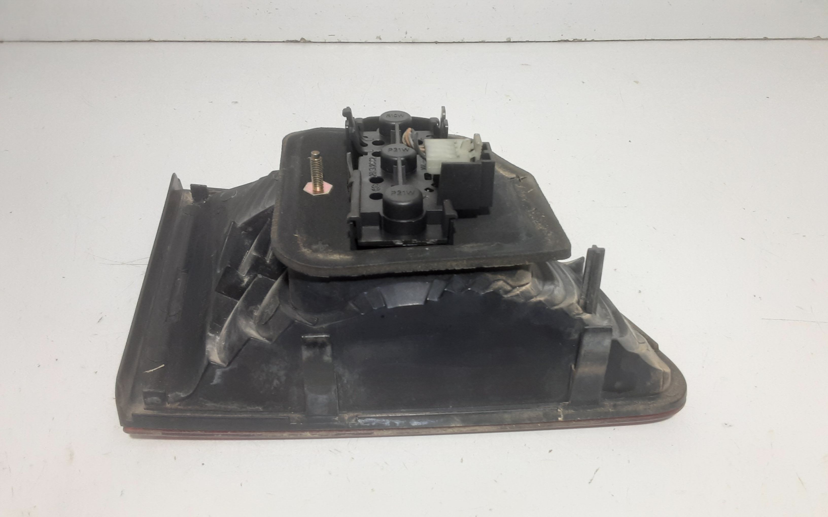 Stop Posteriore Destro Integrato nel Portello FIAT Stilo S. Wagon