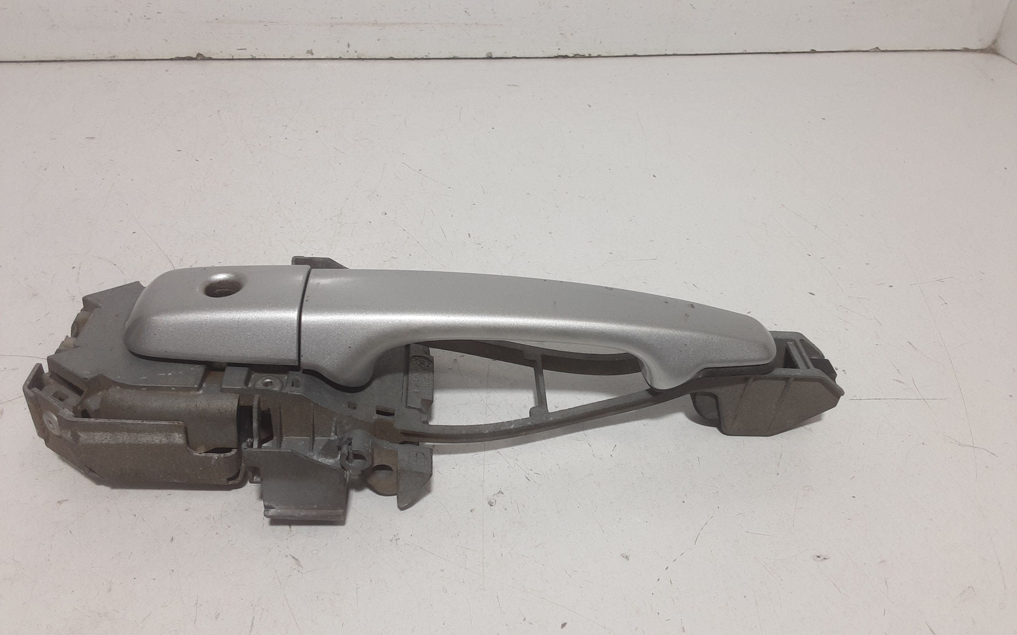 Maniglia esterna Anteriore Sinistra VOLVO V50 1 Serie