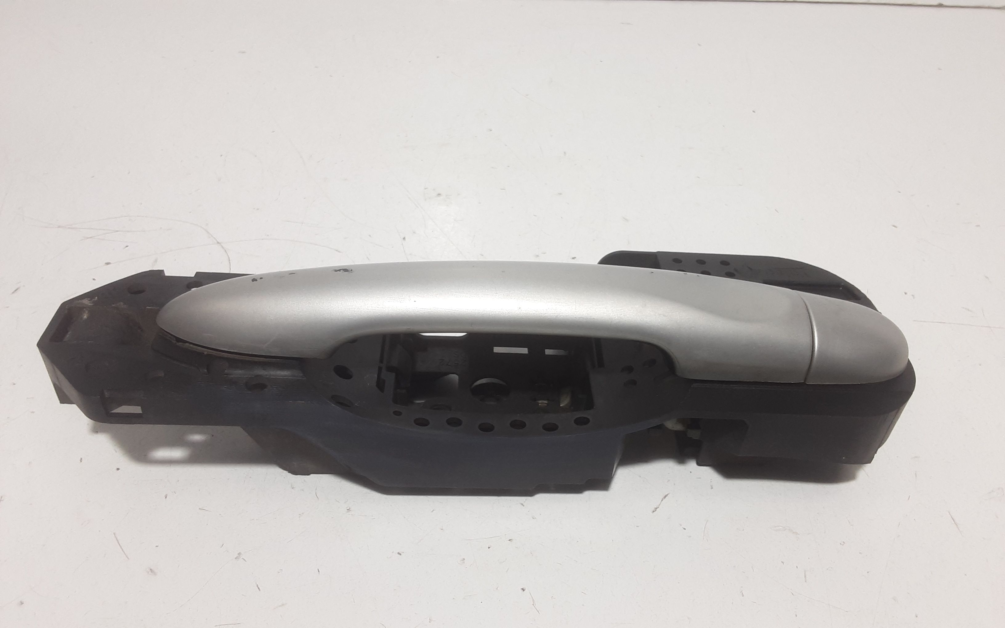 Maniglia esterna Anteriore Destra RENAULT Megane Serie (08>15)