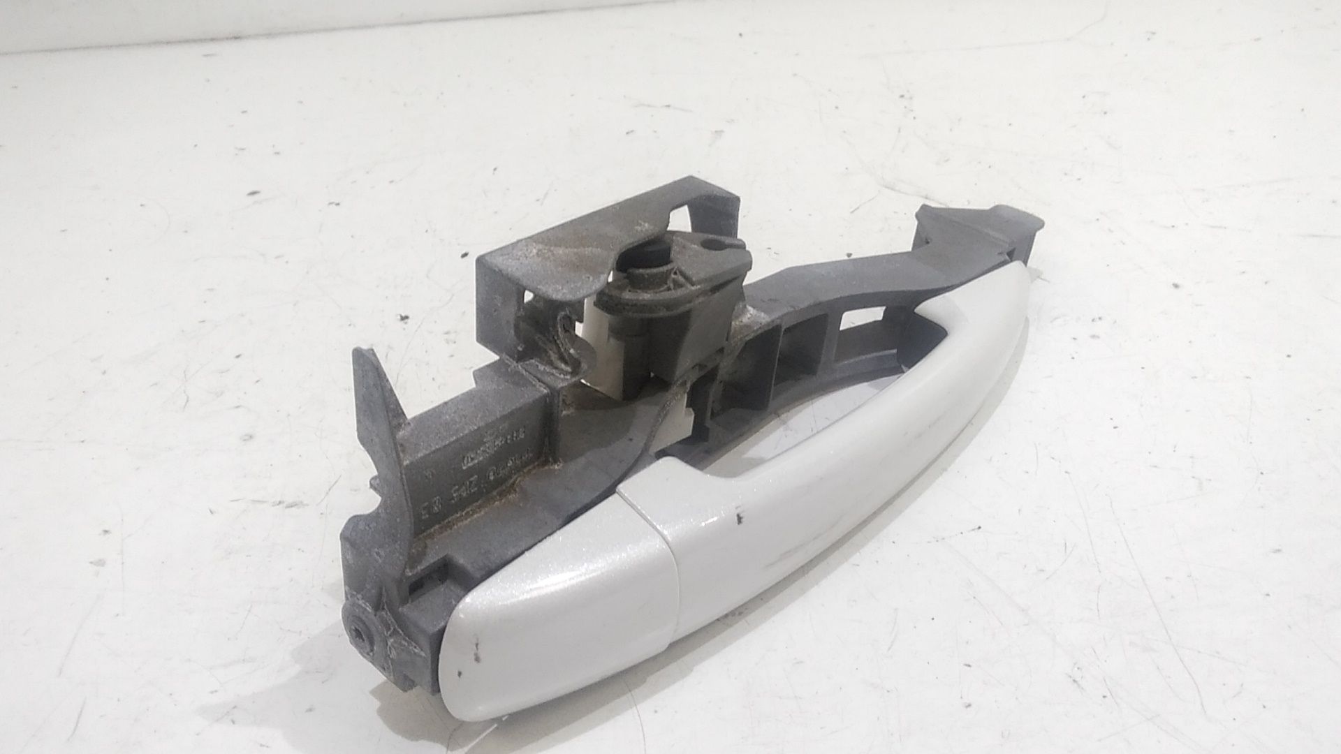 Maniglia esterna Anteriore Destra PEUGEOT 3008 Serie (09>16)