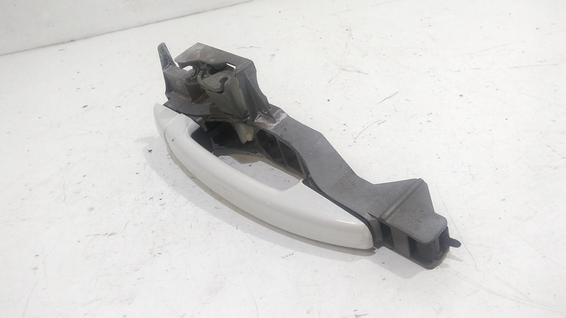 Maniglia esterna Anteriore Destra PEUGEOT 3008 Serie (09>16)