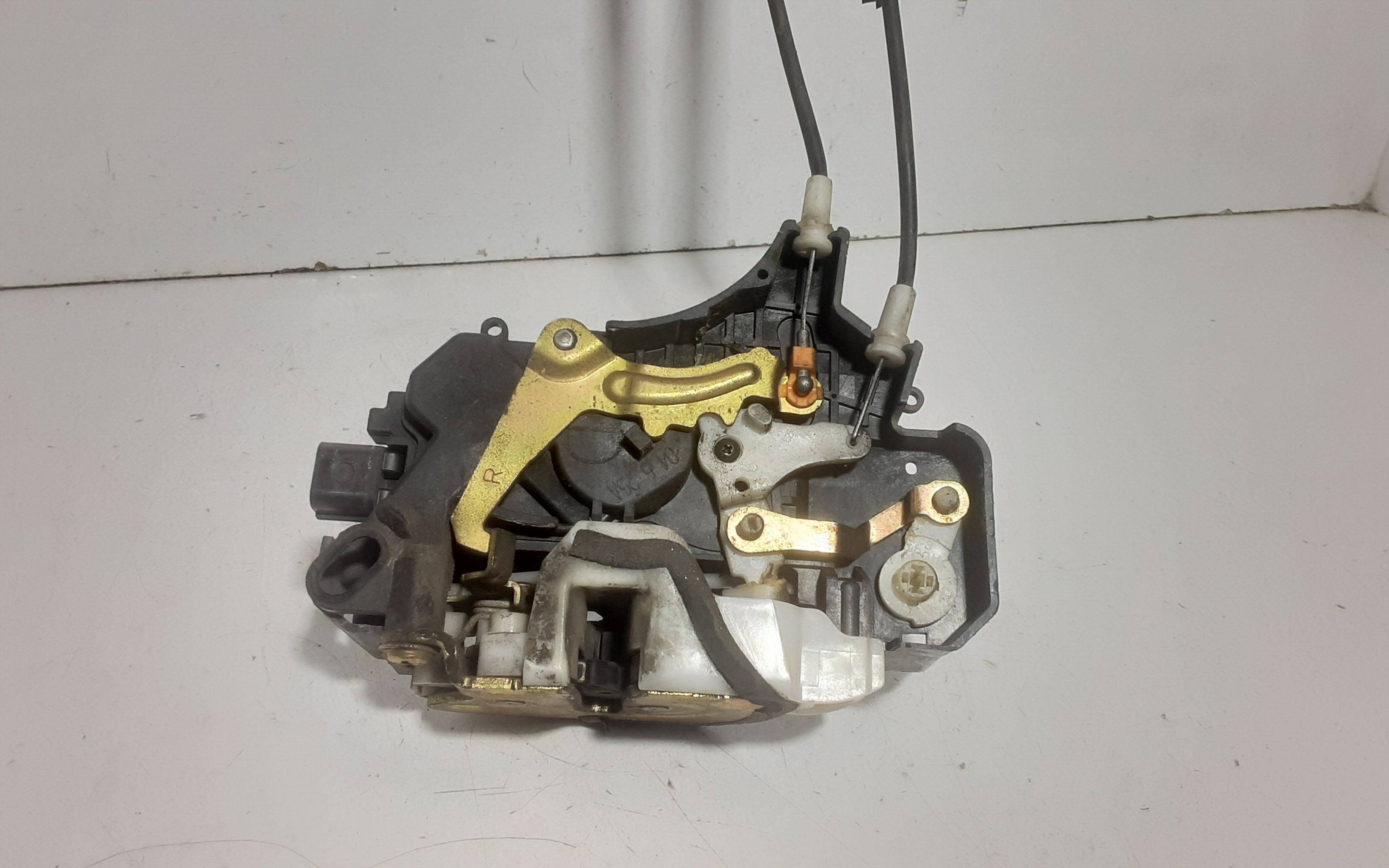 Serratura Anteriore Destra MITSUBISHI Colt Serie 5P (Z) (06>12)