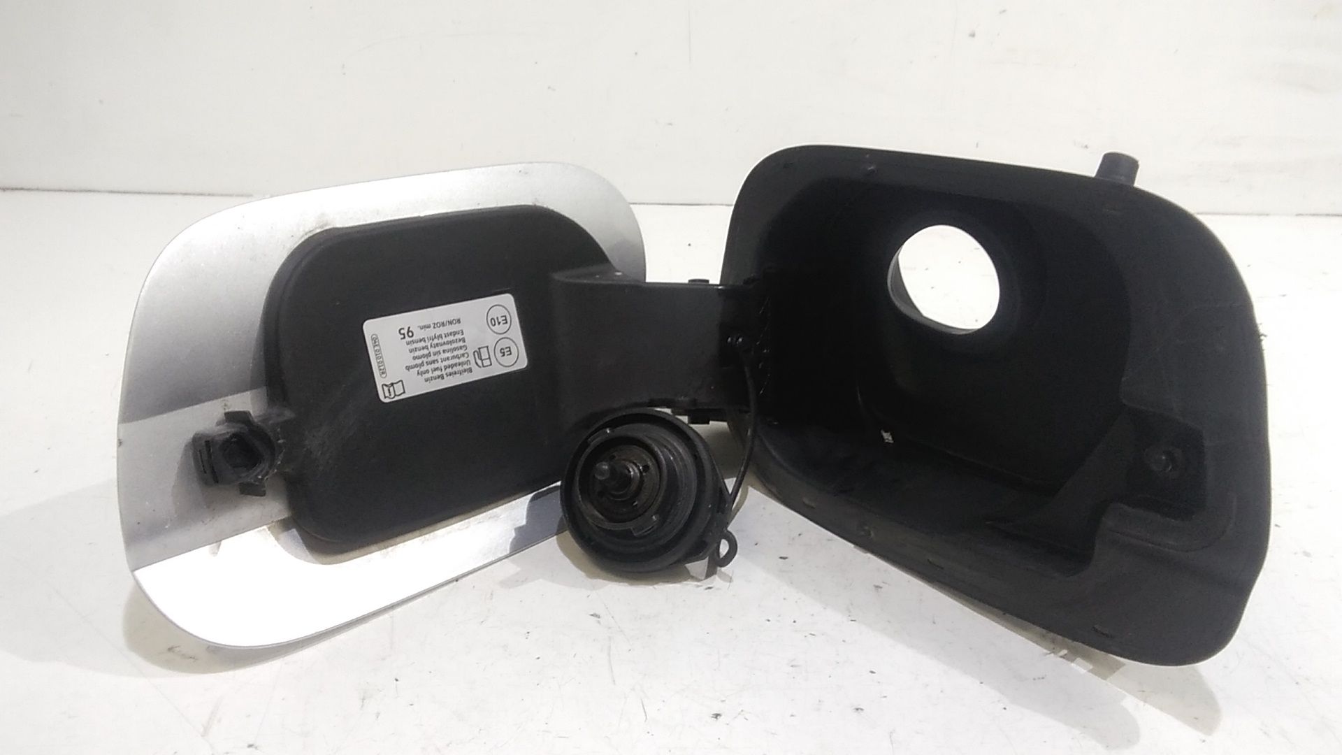 Sportellino Carburante VOLKSWAGEN T-CROSS Serie (19>)