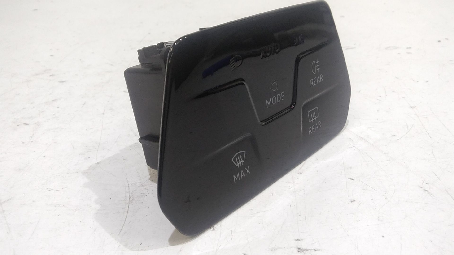 Interruttore comando luci VOLKSWAGEN Golf Serie VIII (19>)