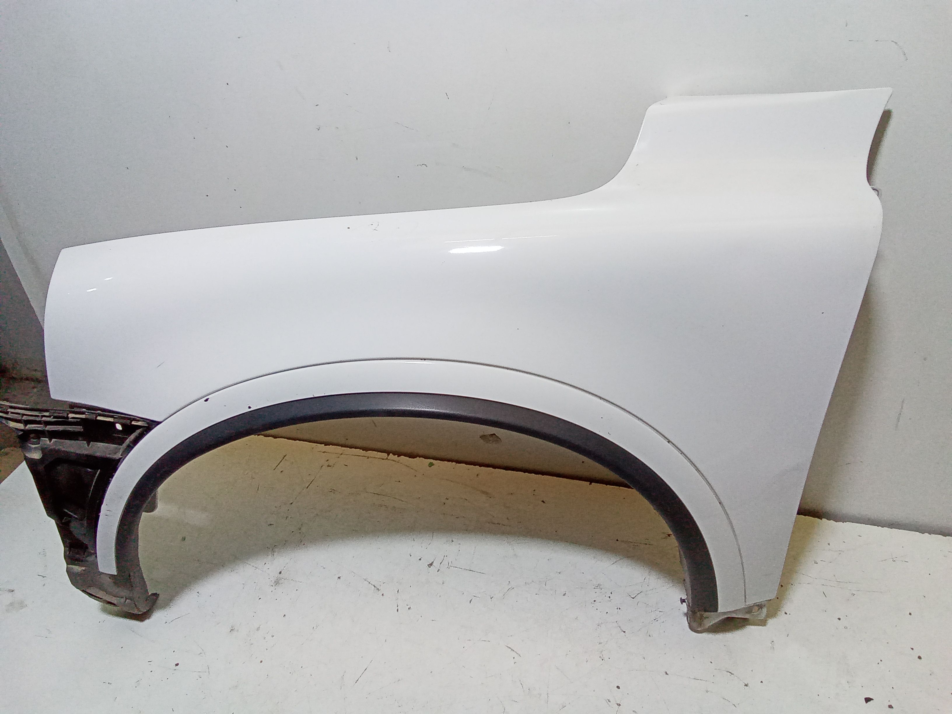 Parafango Anteriore Sinistro VOLVO XC90 1 Serie