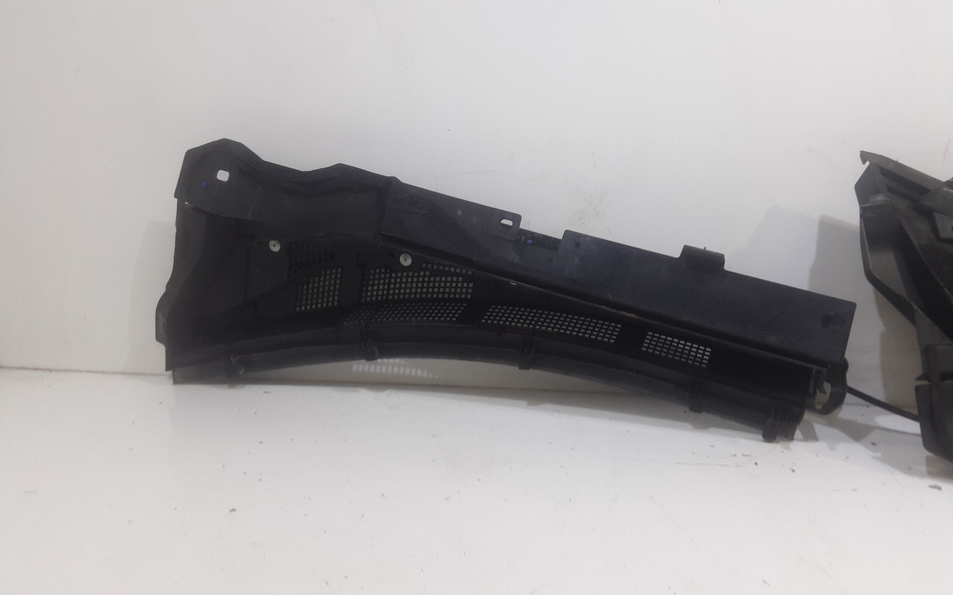 Griglia Gocciolatoio ant. MAZDA CX3 Serie