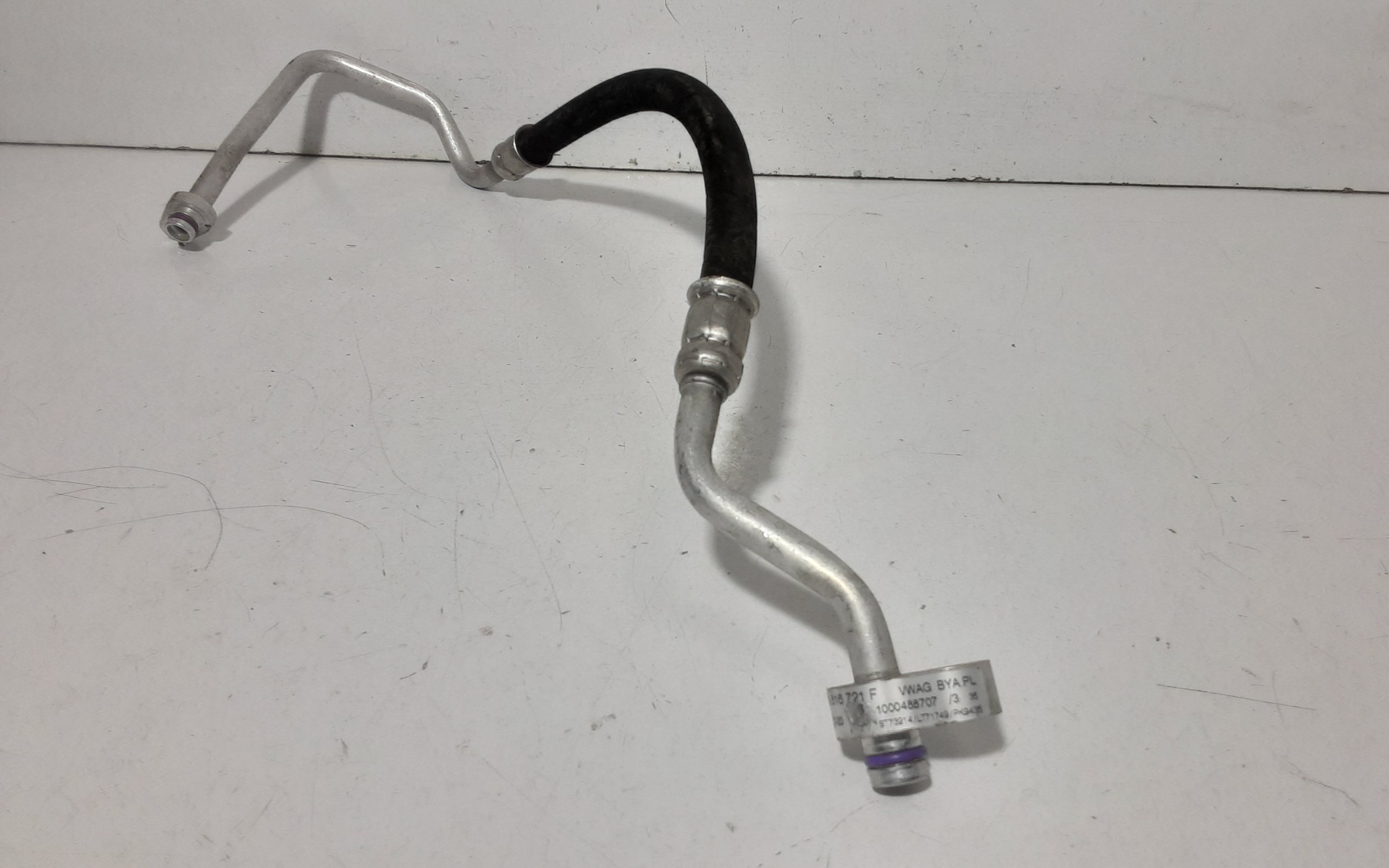 Tubi A/C VOLKSWAGEN Golf Serie VIII (19>)