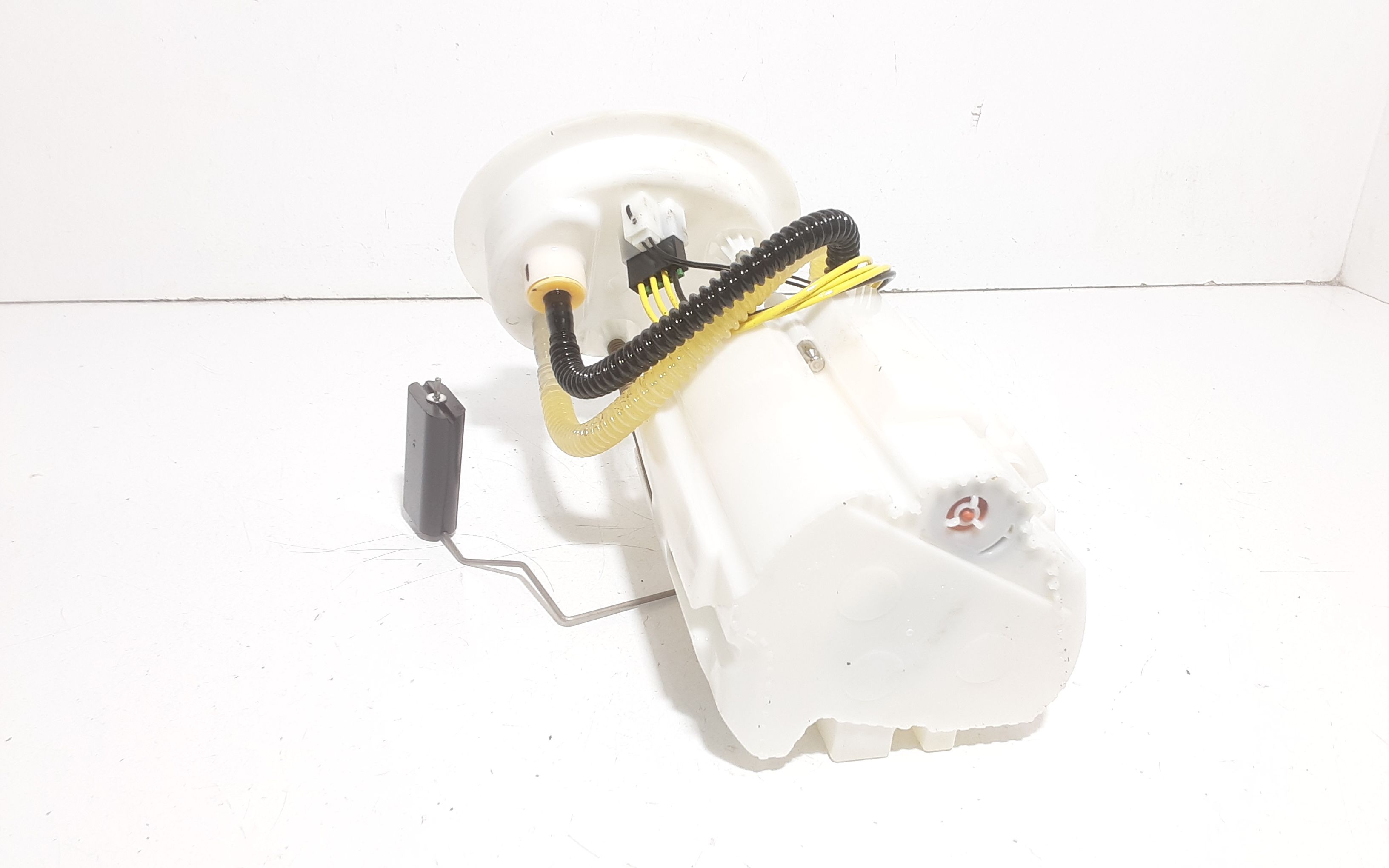 Pompa Carburante BMW Serie 1 F40 (19>)