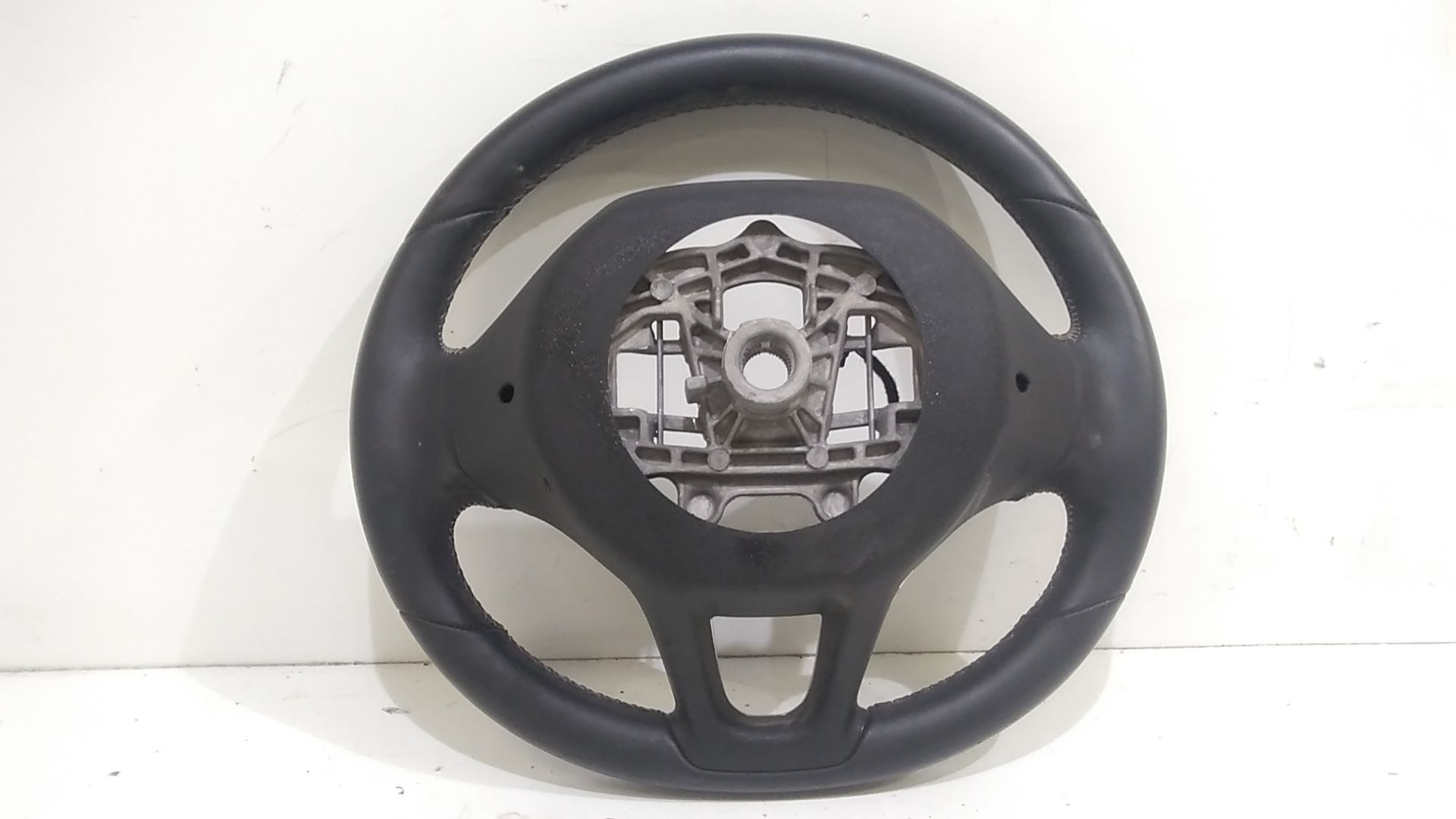 Volante PEUGEOT 208 Serie (12>19)