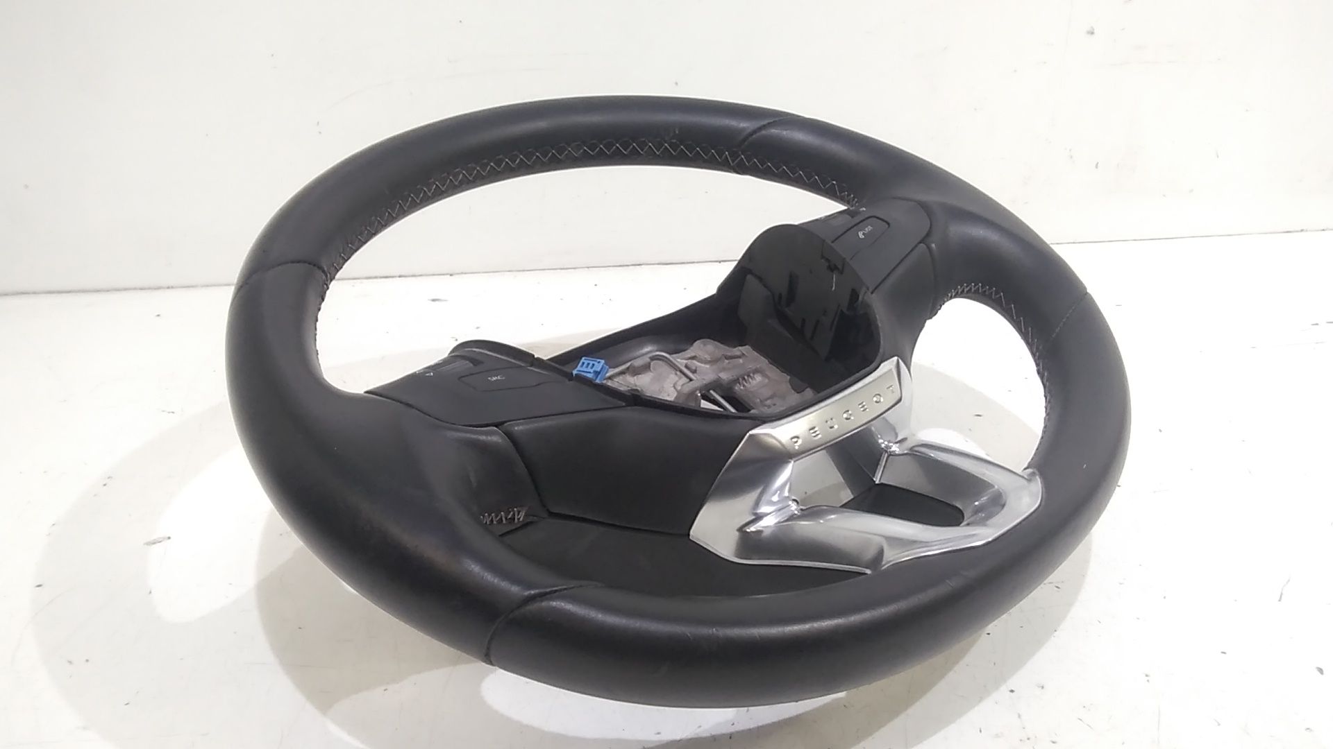 Volante PEUGEOT 208 Serie (12>19)