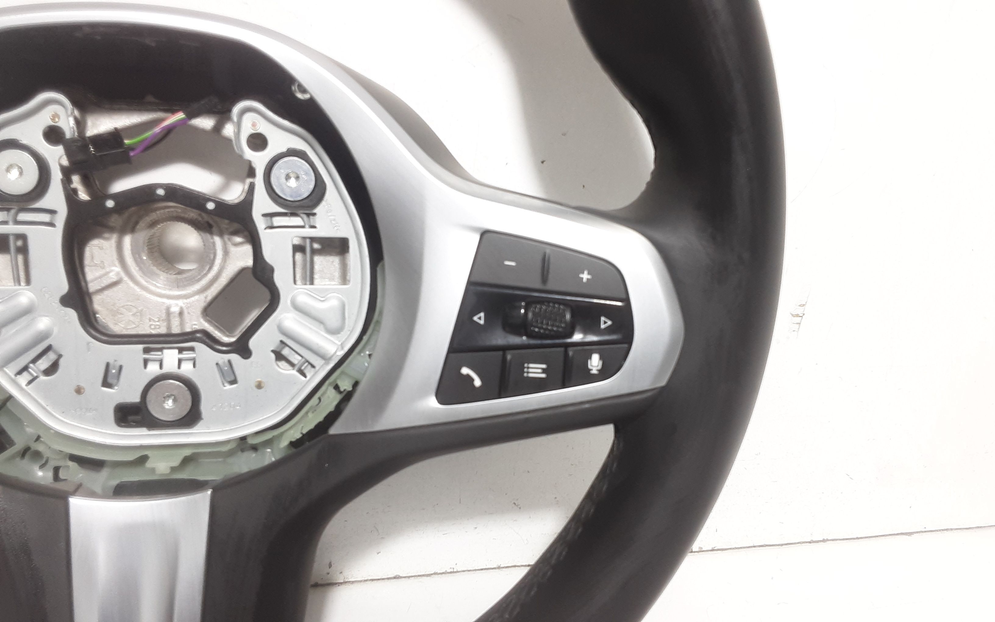 Volante BMW Serie 1 F40 (19>)