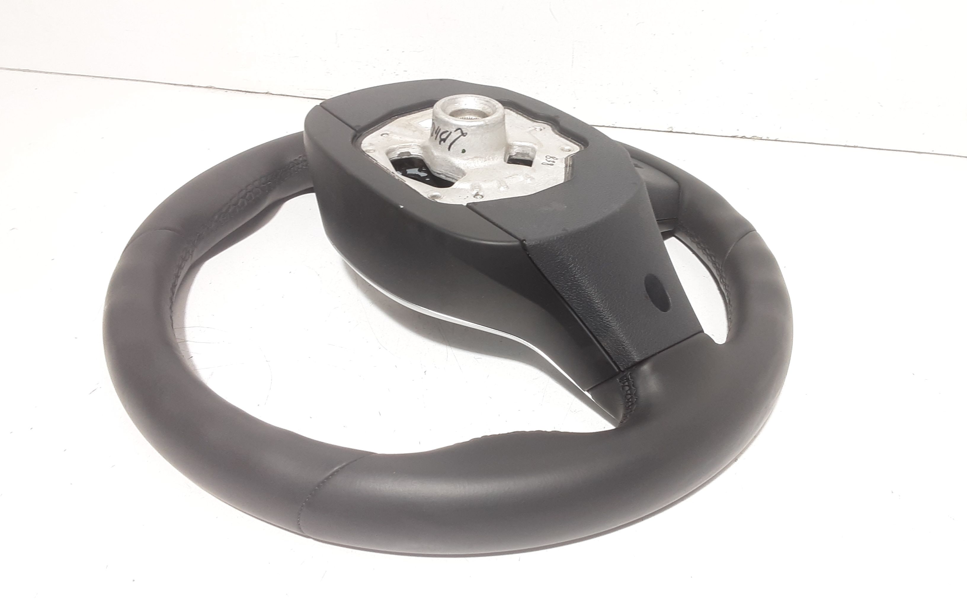 Volante BMW Serie 1 F40 (19>)