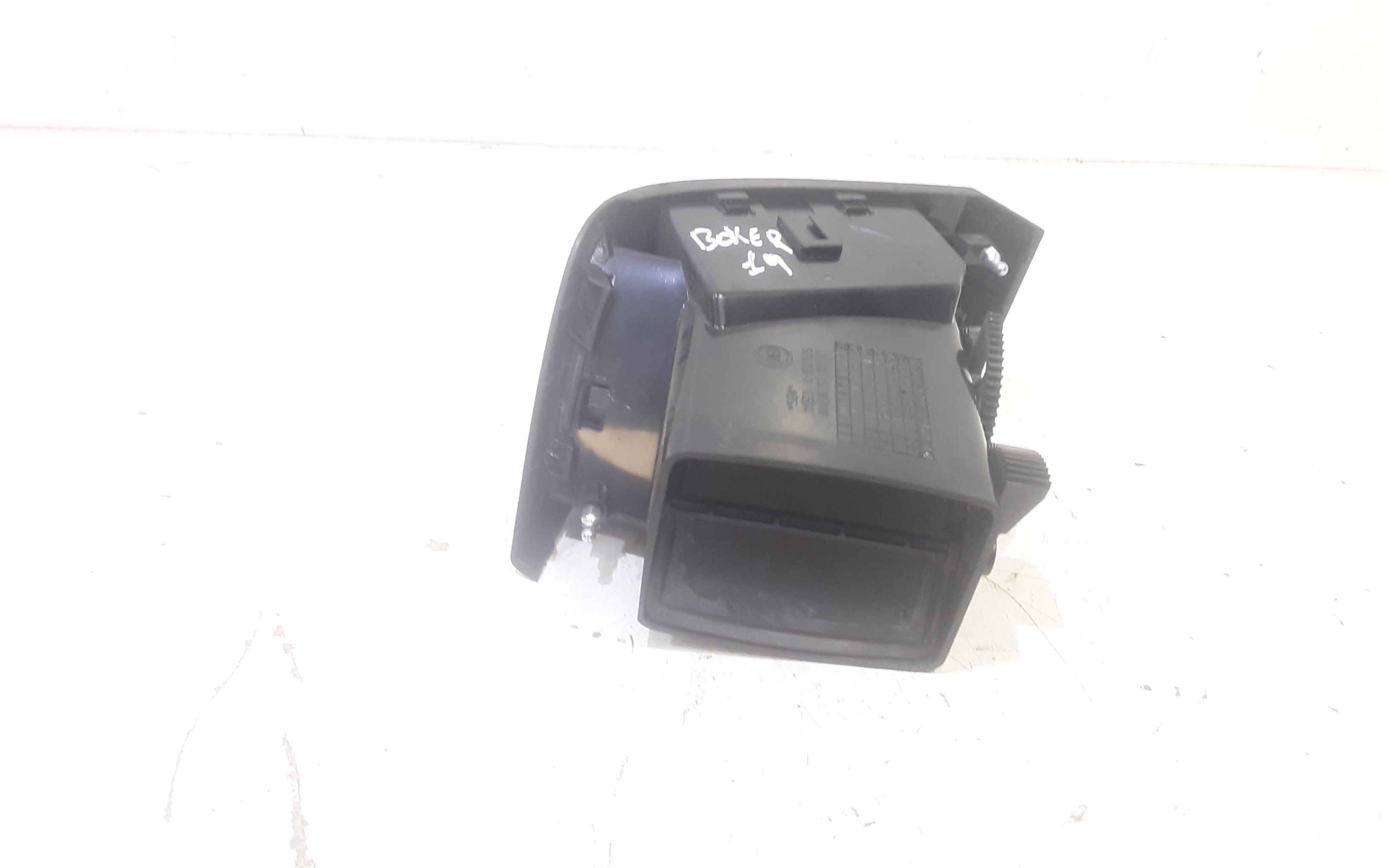 Bocchetta aria cruscotto lato passeggero PEUGEOT Boxer 4 Serie