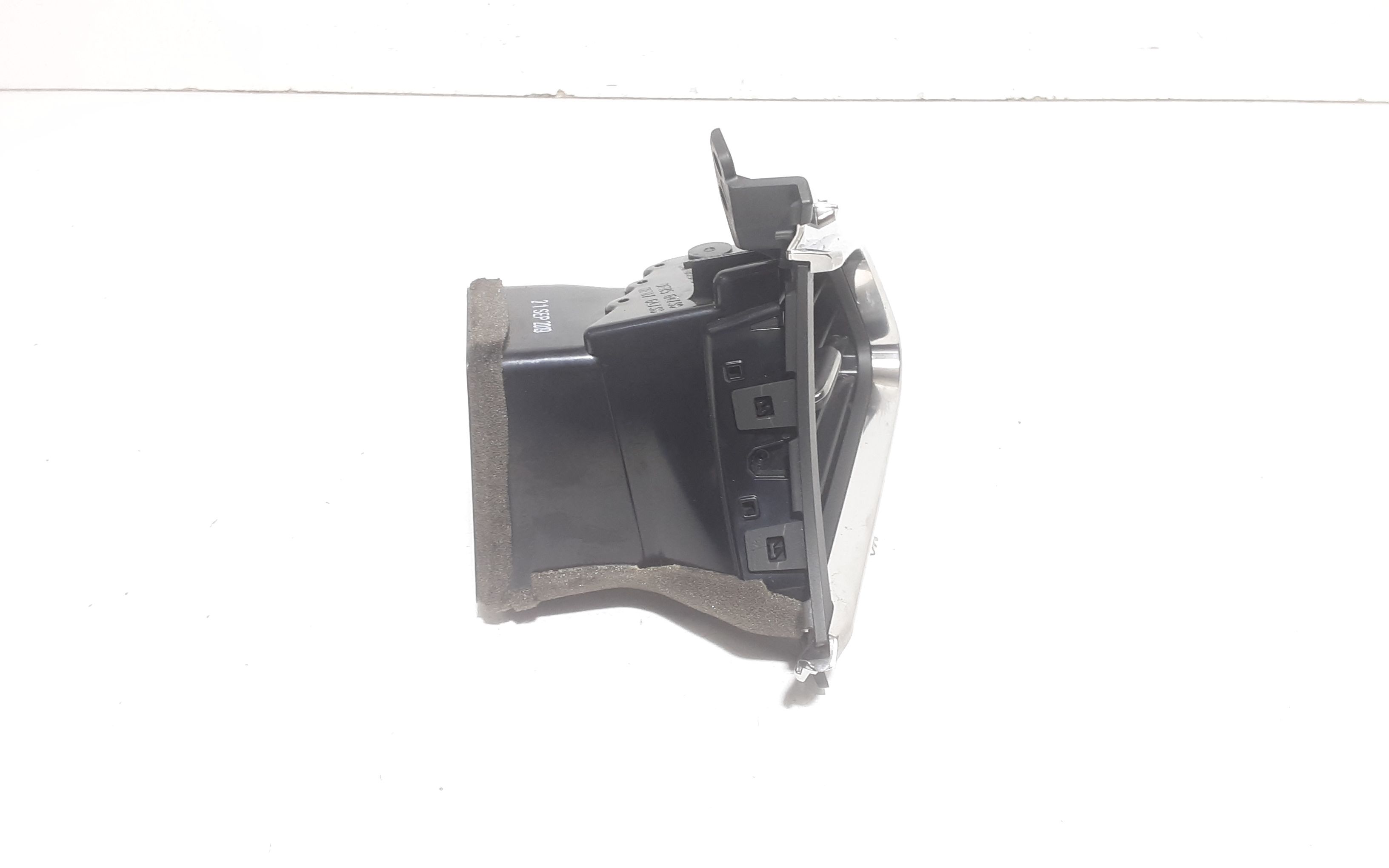 Bocchetta aria cruscotto lato passeggero MAZDA CX-30 Serie (19>)