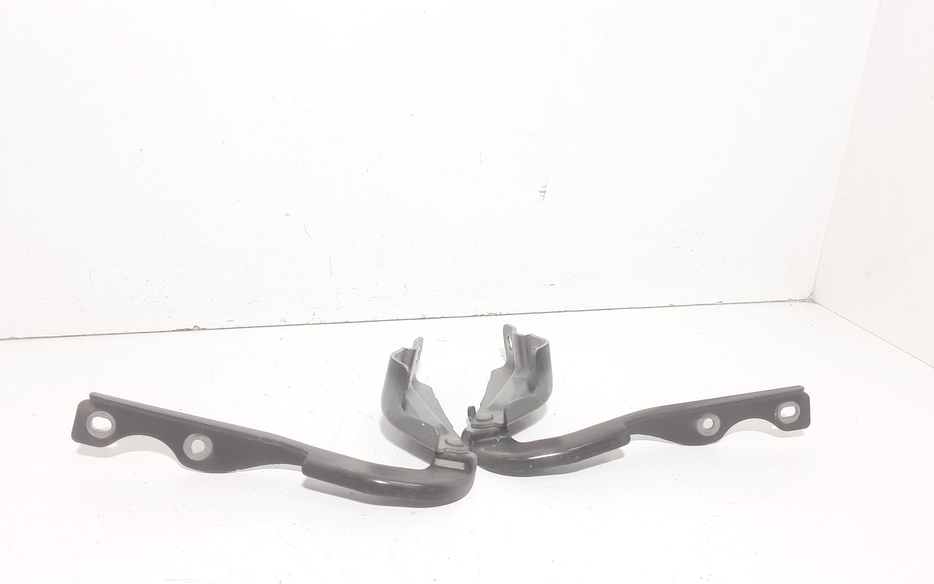 Cerniere cofano anteriore dx e sx MAZDA CX-30 Serie (19>)